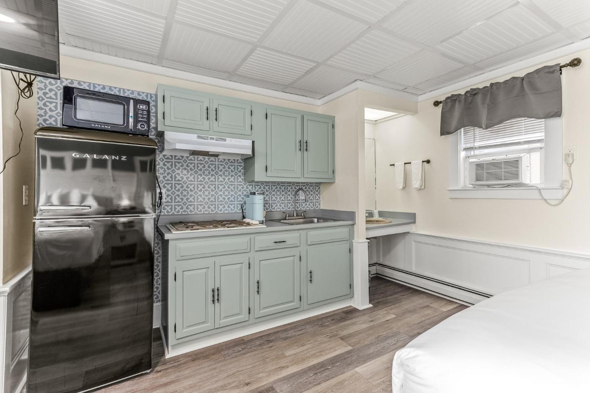 Superior Queen Room with Two Queen Beds