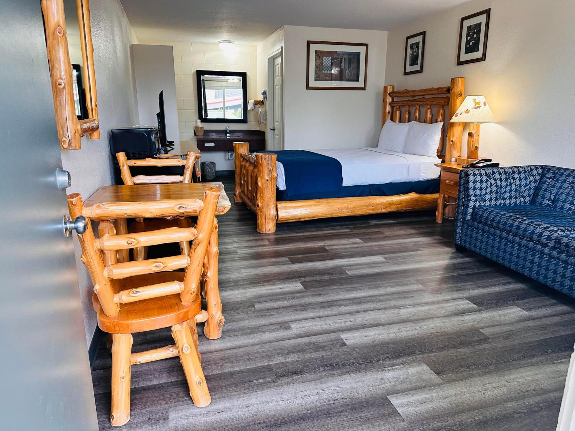 Queen Suite
