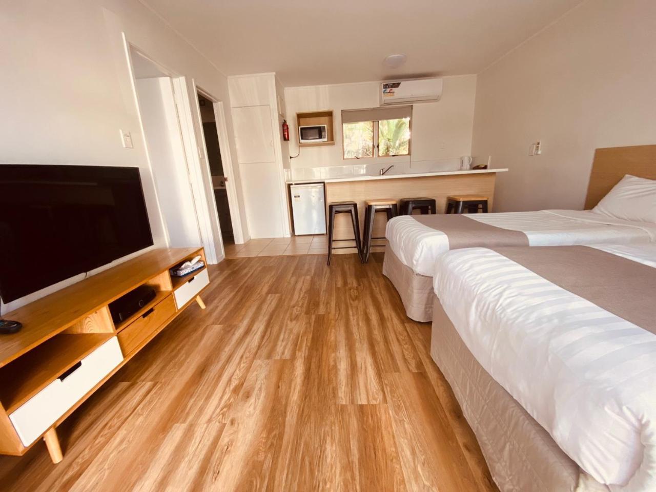 One-Bedroom Family Apartment,1583655926:JPEG