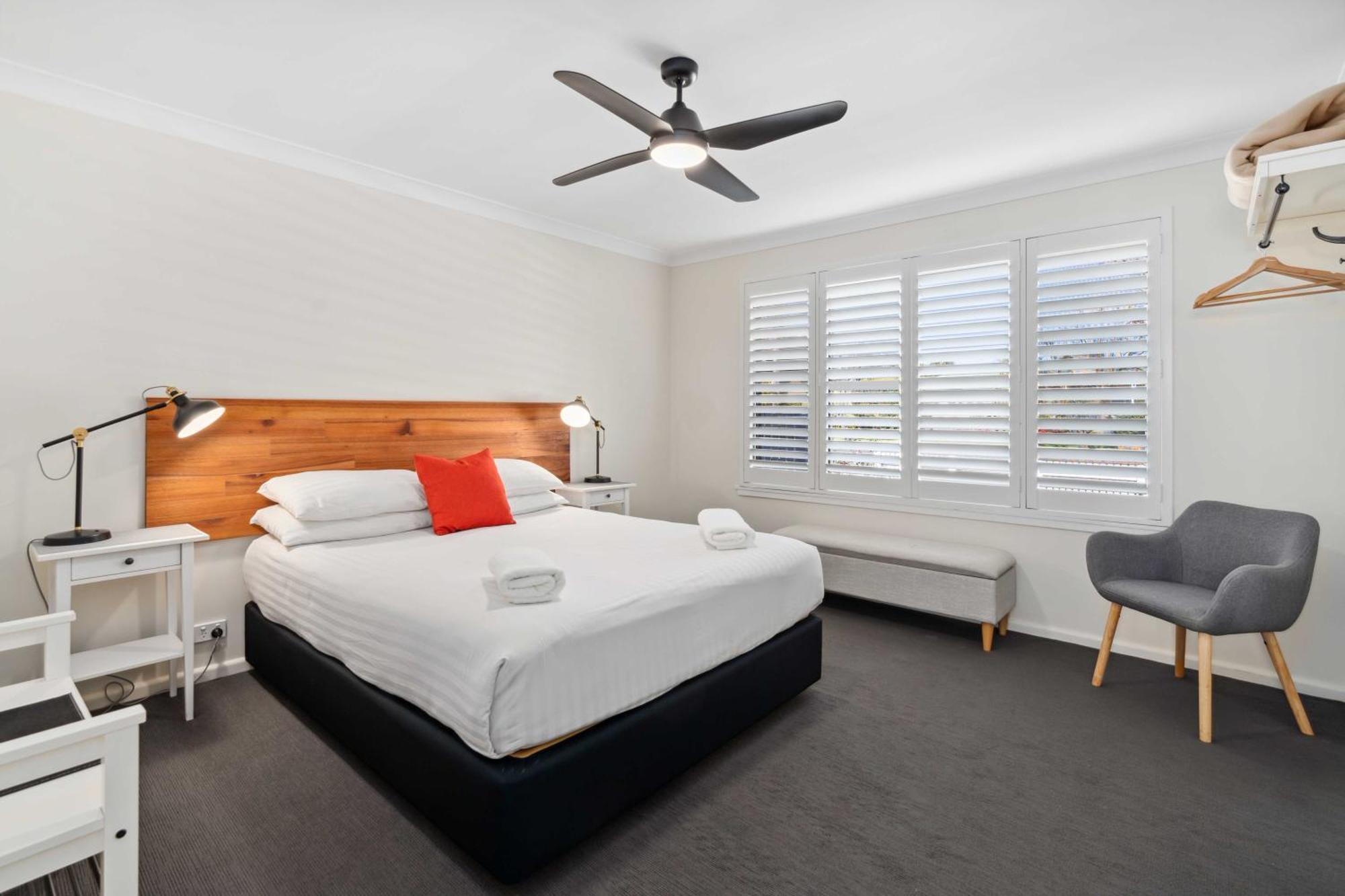 Three-Bedroom House,1591244128:JPEG