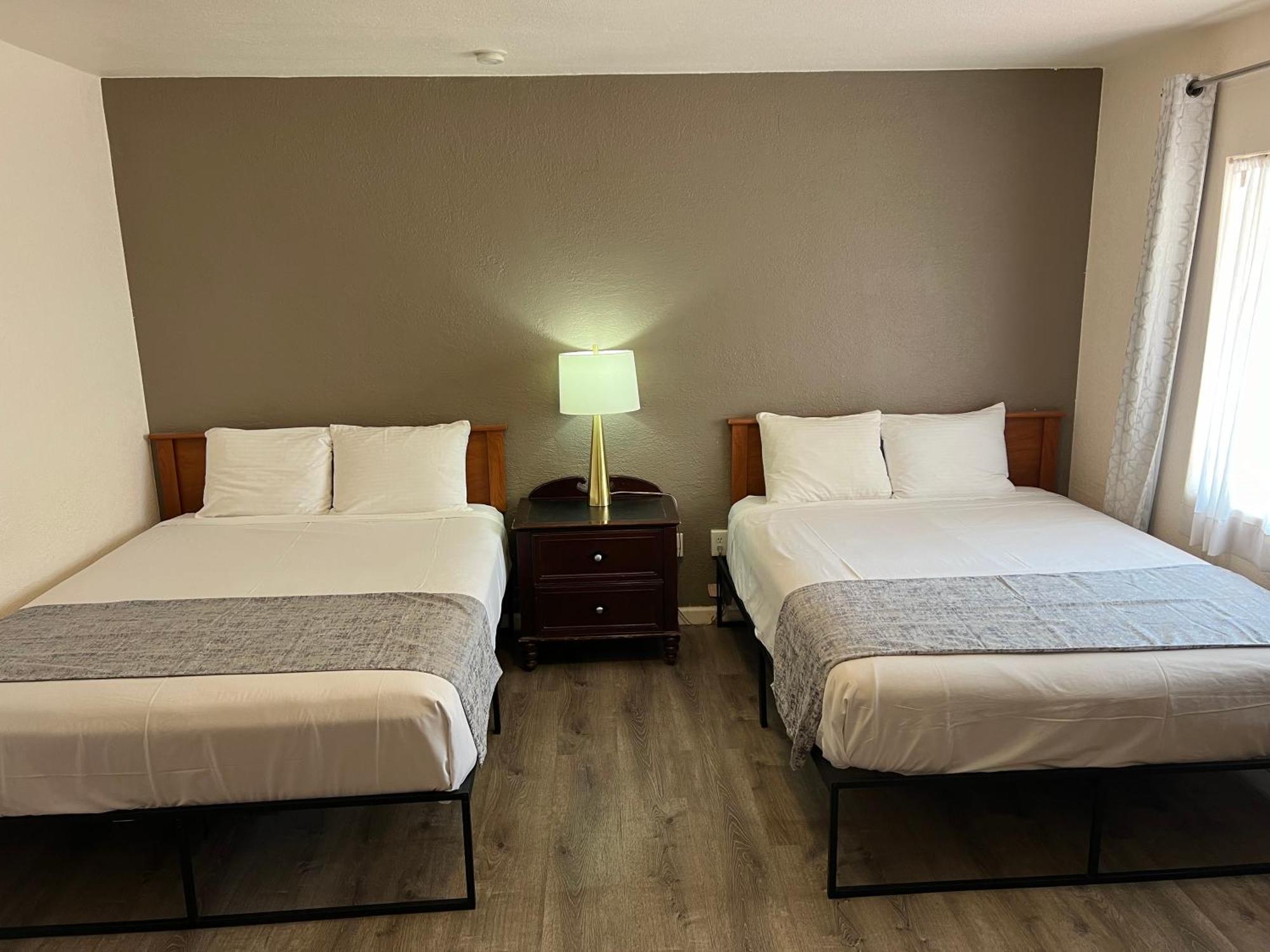 Standard Room with Two Double Beds