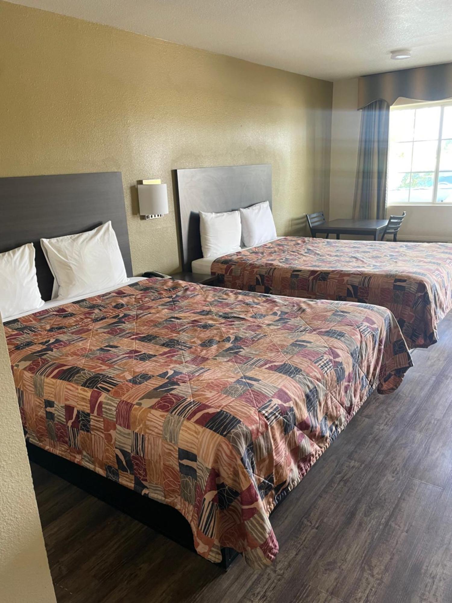 Queen Room with Two Queen Beds