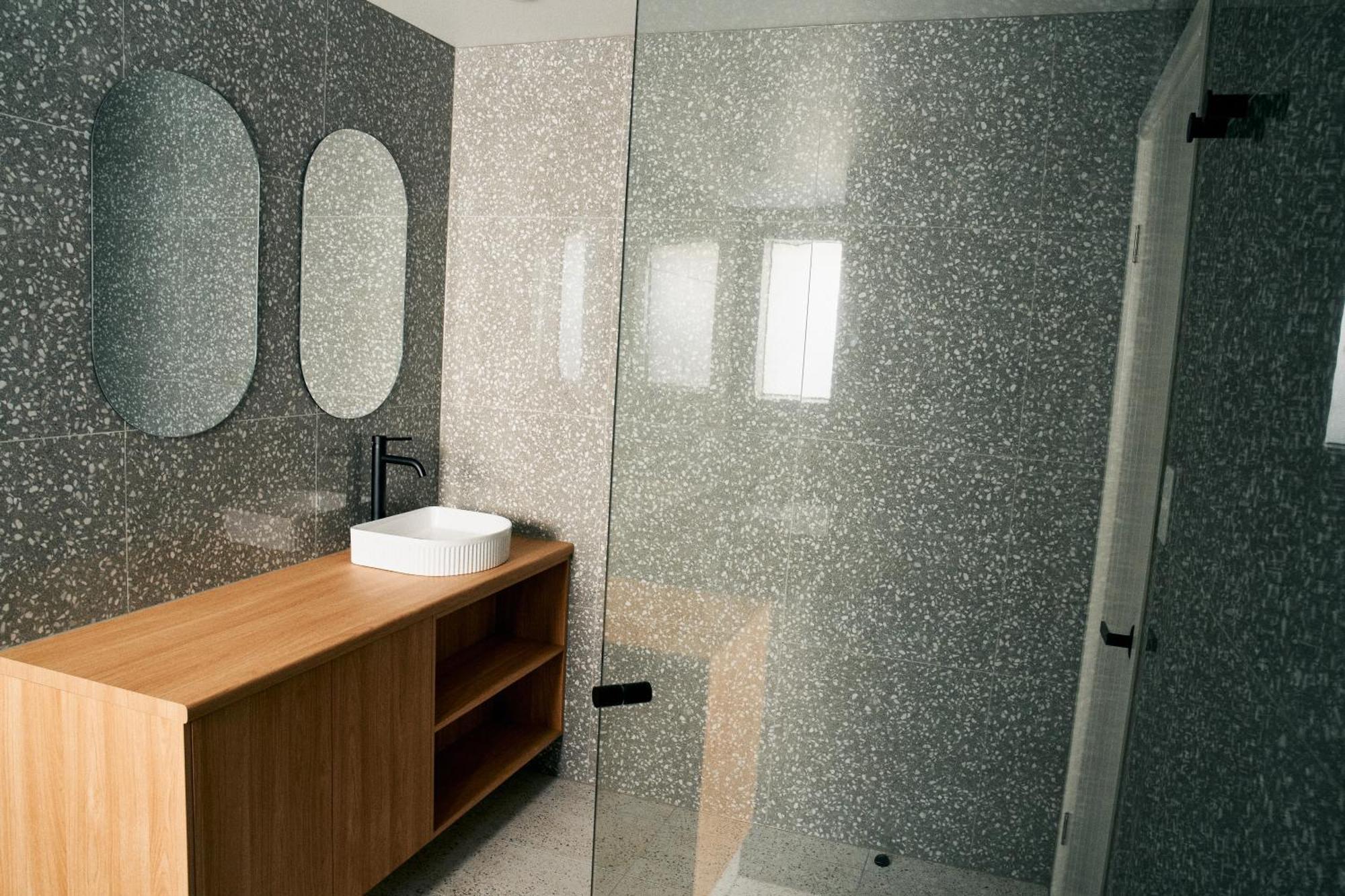 Queen Suite