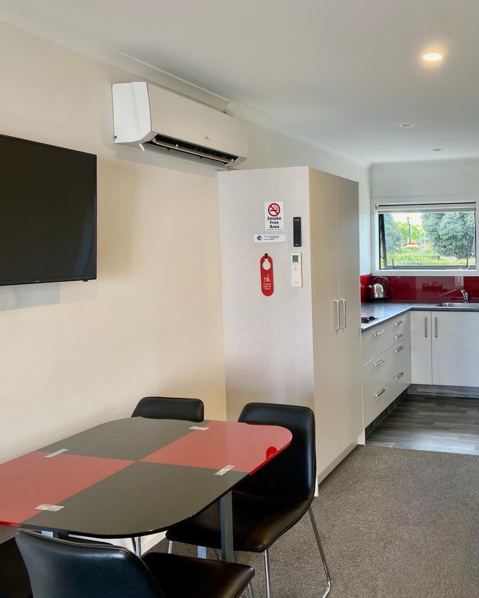 Superior Studio,1616430228:JPEG