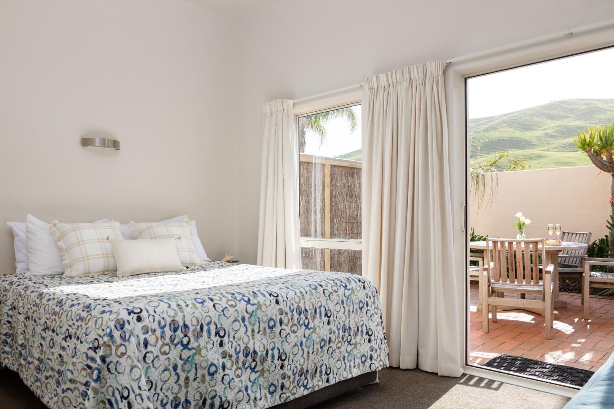 One-Bedroom Suite,1619175592:JPEG