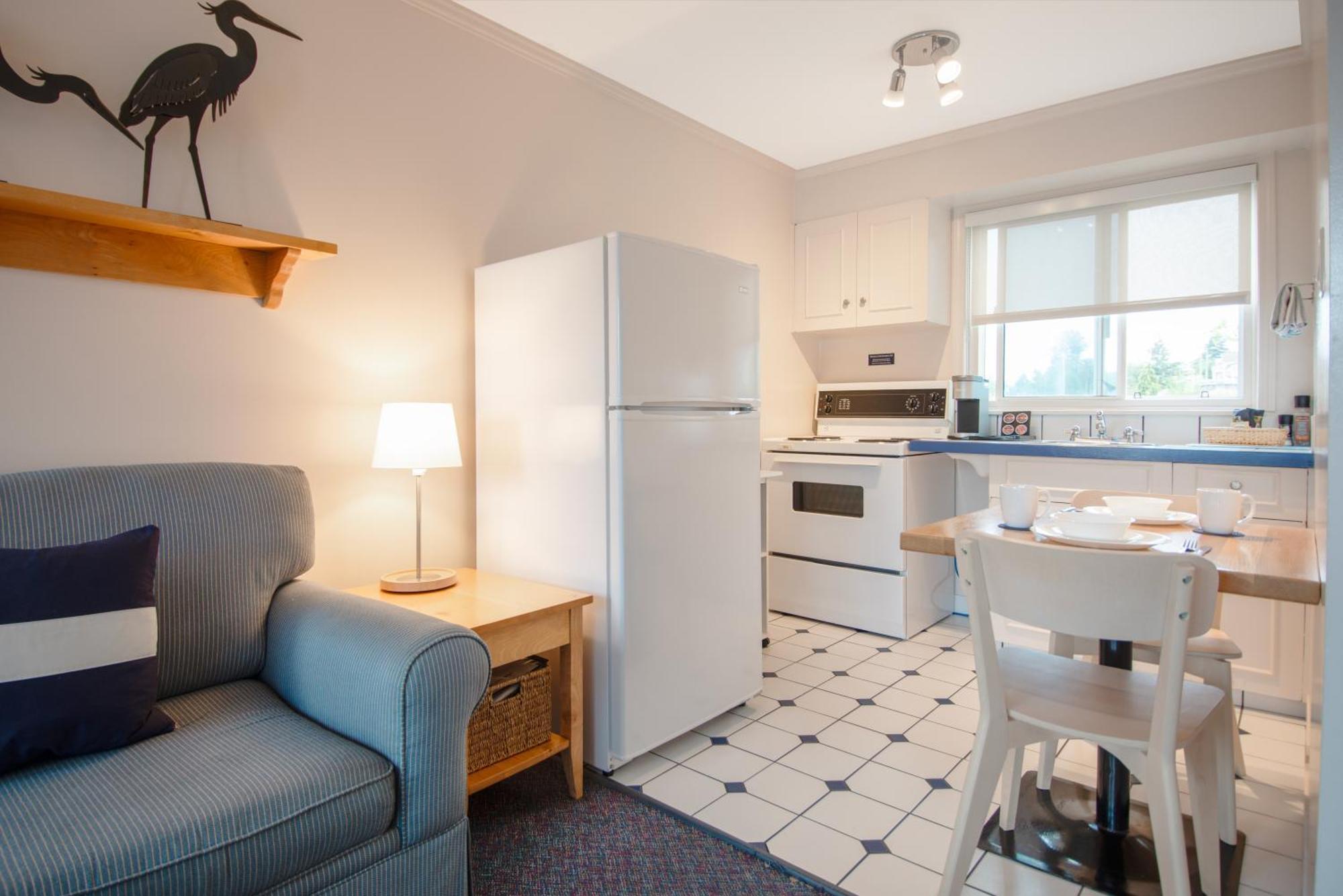 Seaview One-Bedroom King Suite