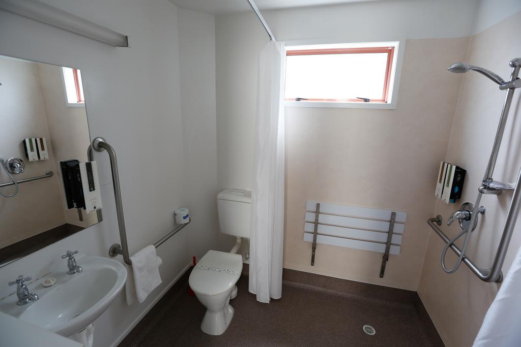 One-Bedroom Suite,700399441:JPEG