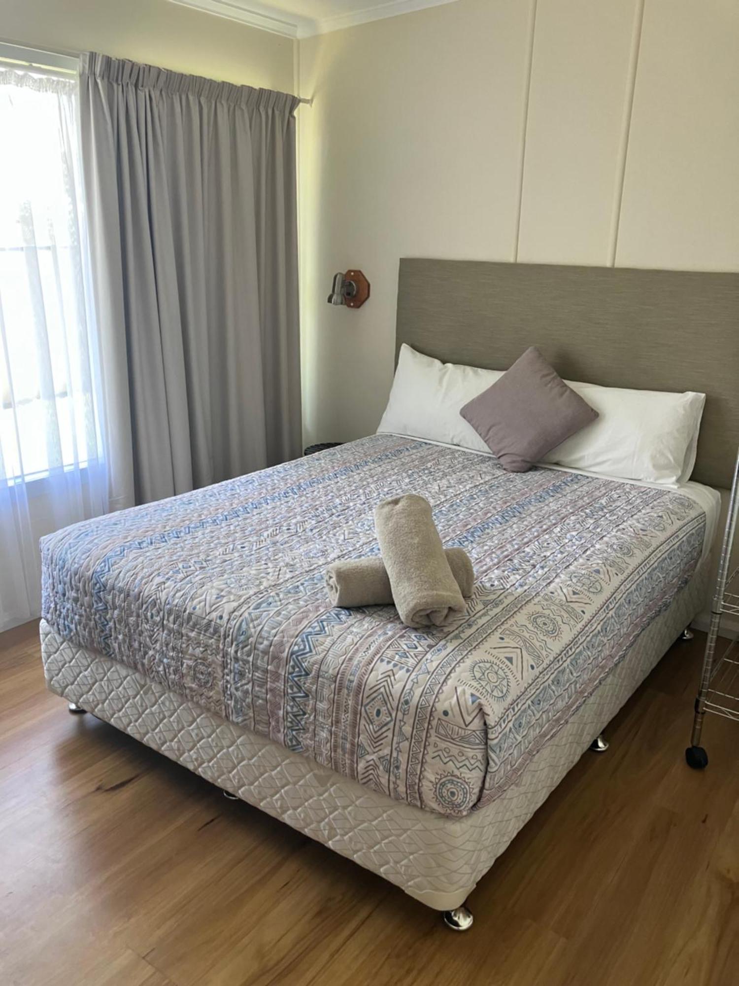 Budget Double Room,1743708034:JPEG