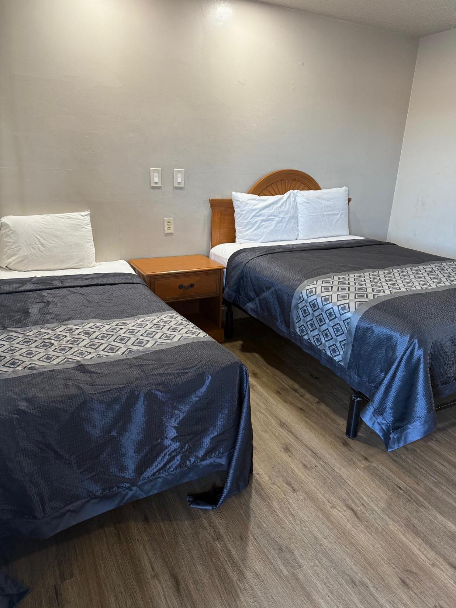 Twin Room with Extra Bed