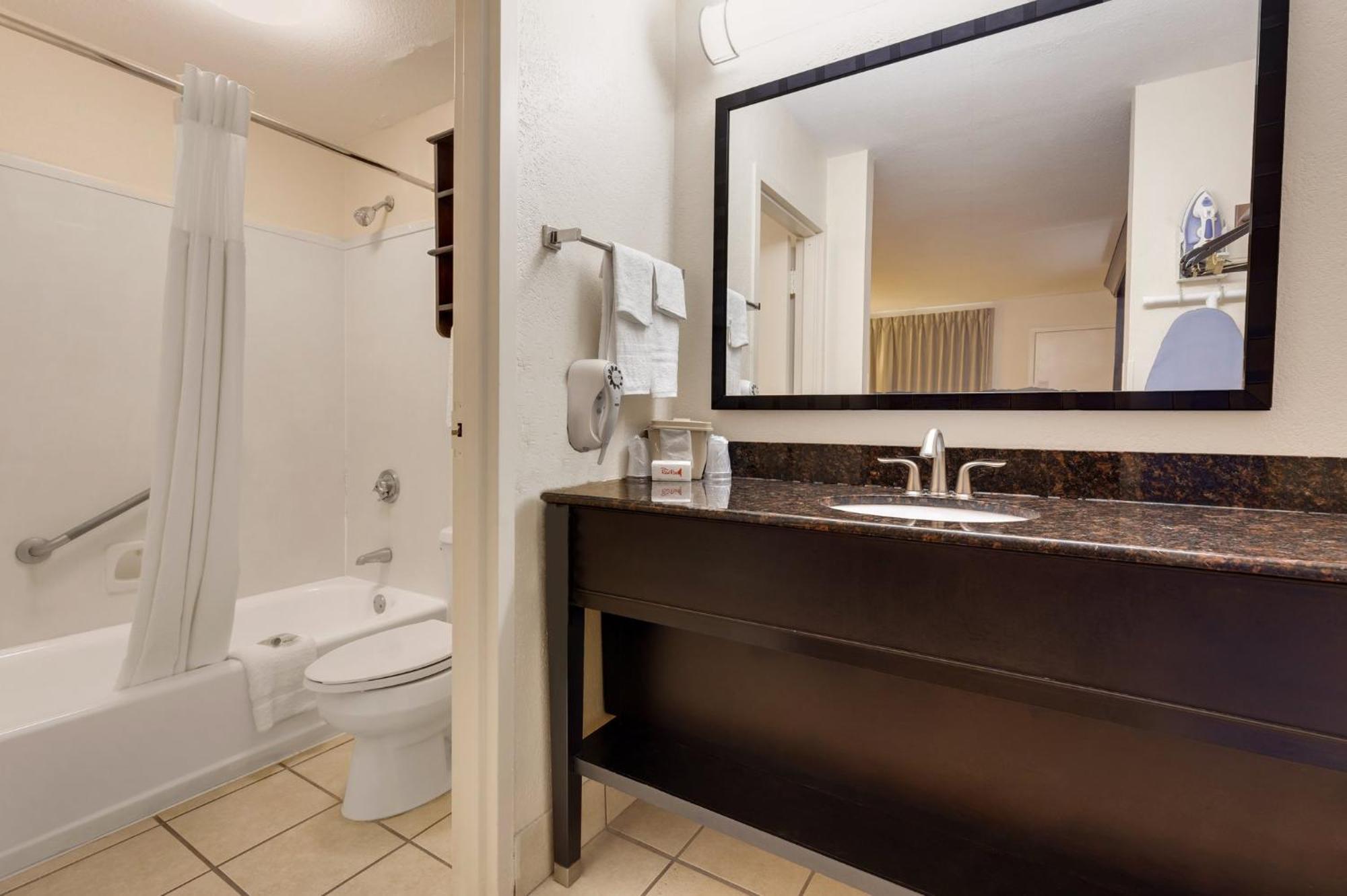 Superior Queen Room with Two Queen Beds nonsmoking