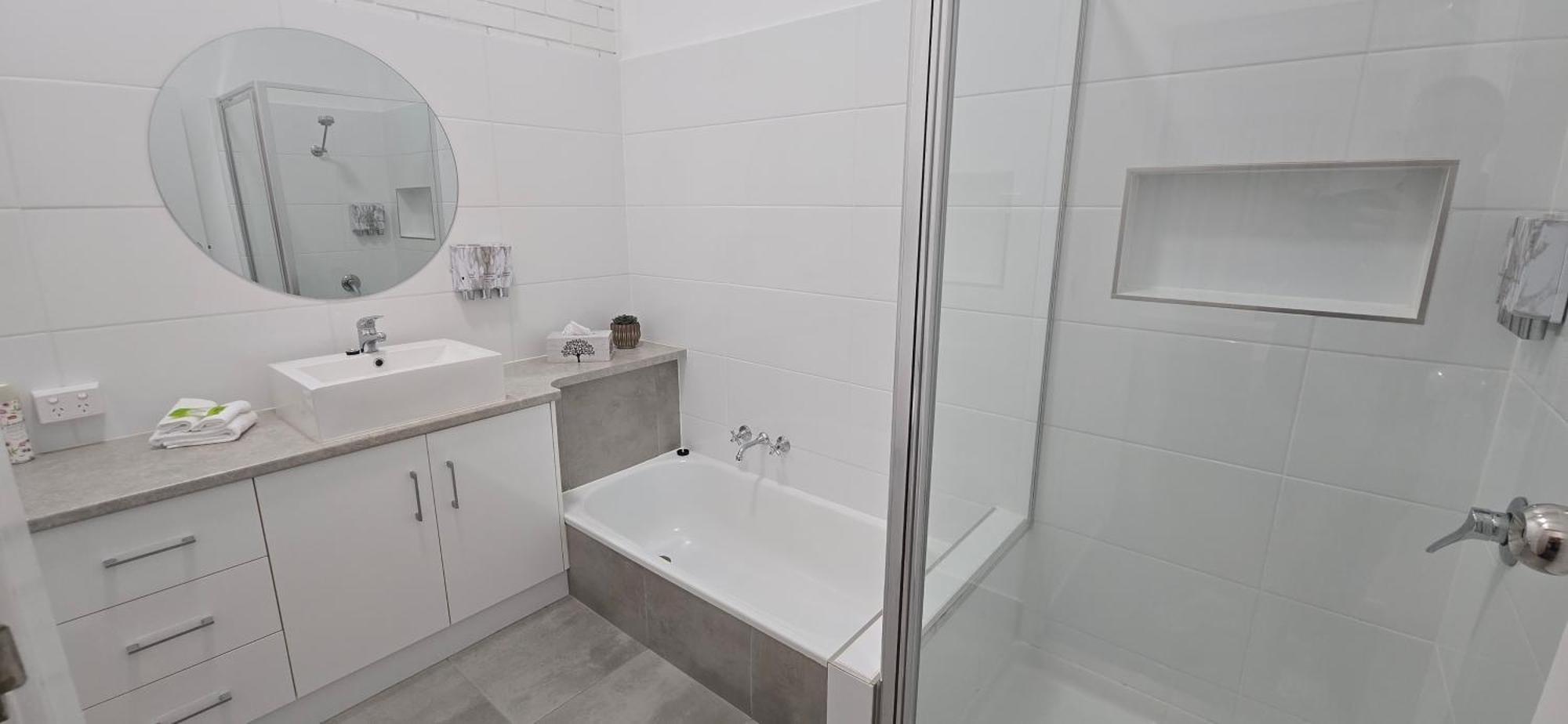 Three-Bedroom Apartment (Annex),1657158621:JPEG