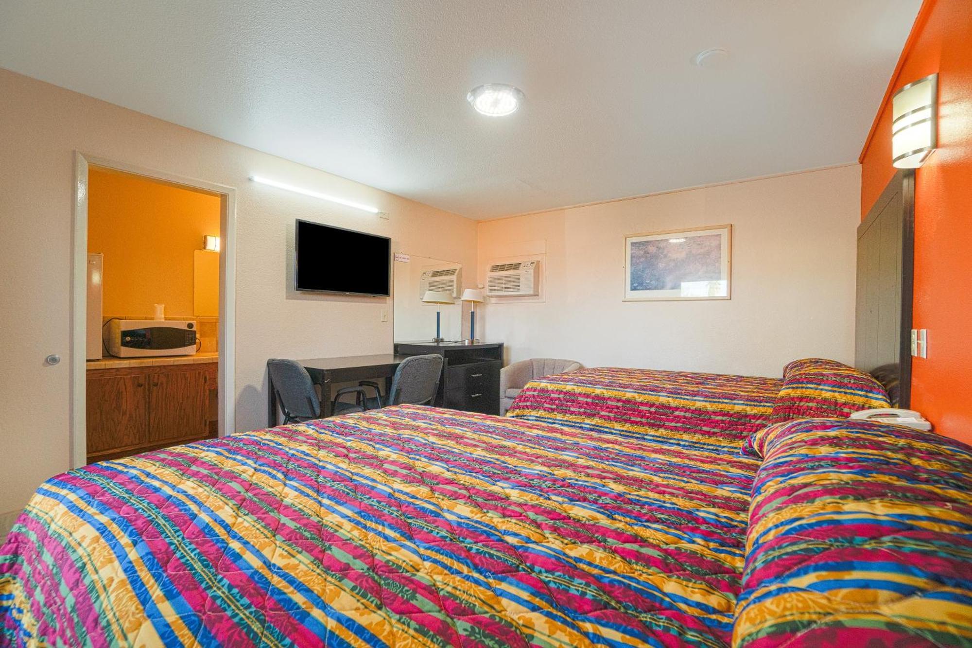 2 Full Bed