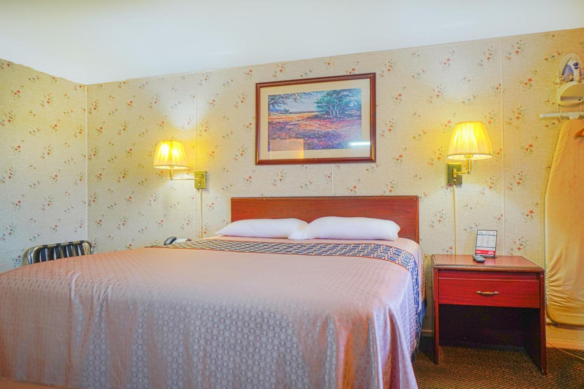 Queen Bed