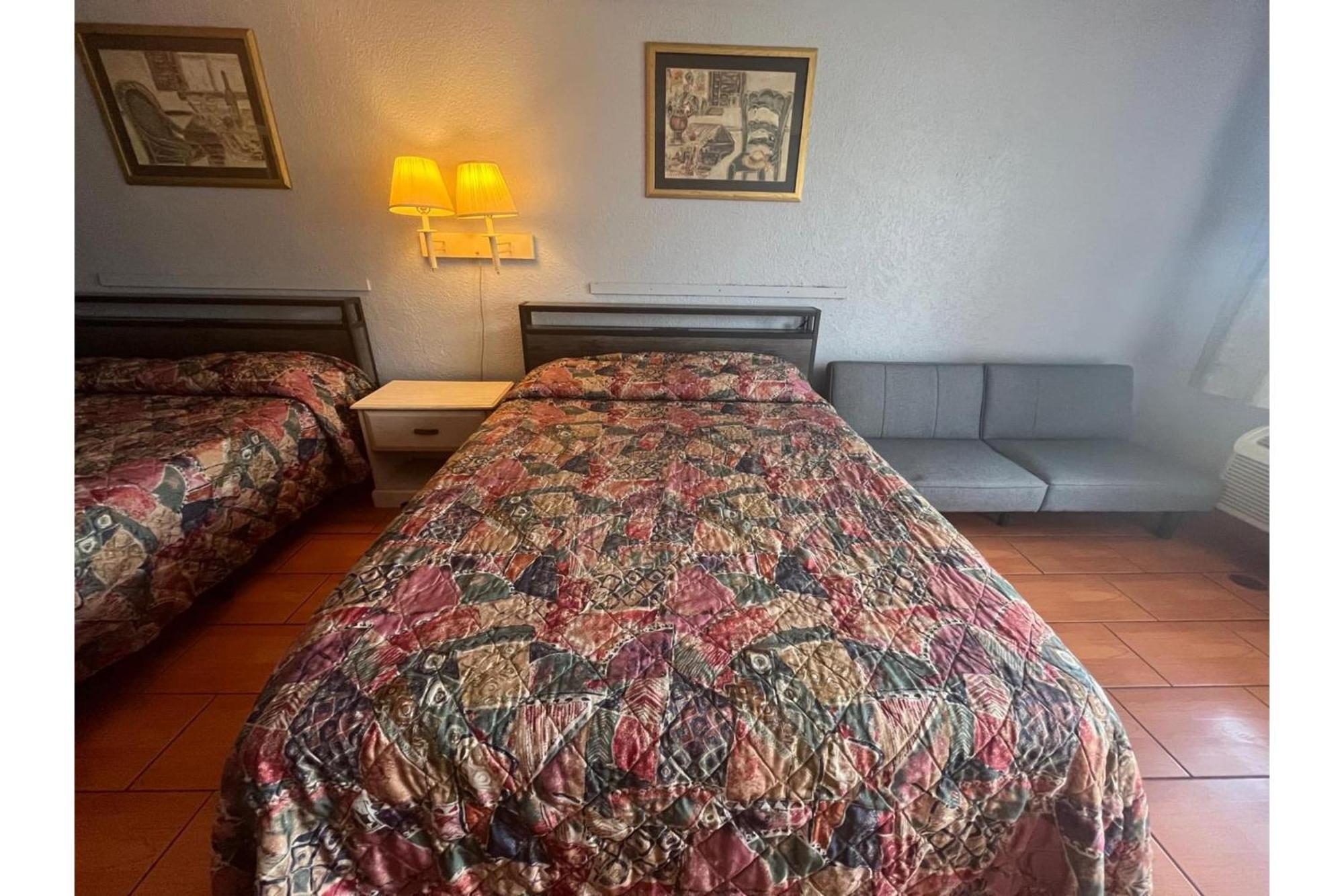 2 Queen Beds Accessible Non-Smoking