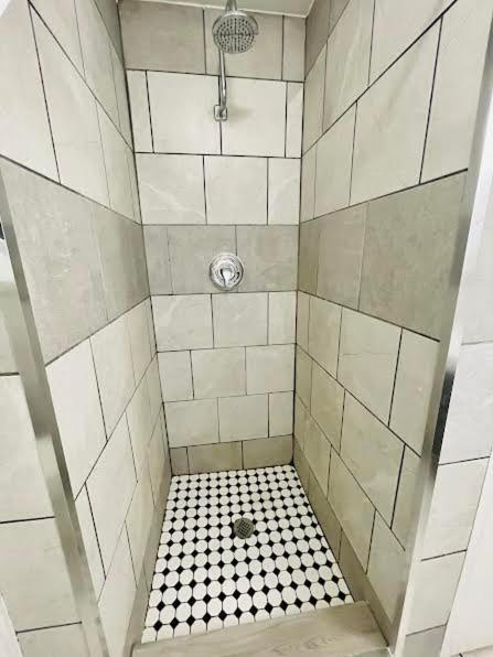 Family Suite with Three Queen Beds - Non-Smoking,1661109357:JPEG