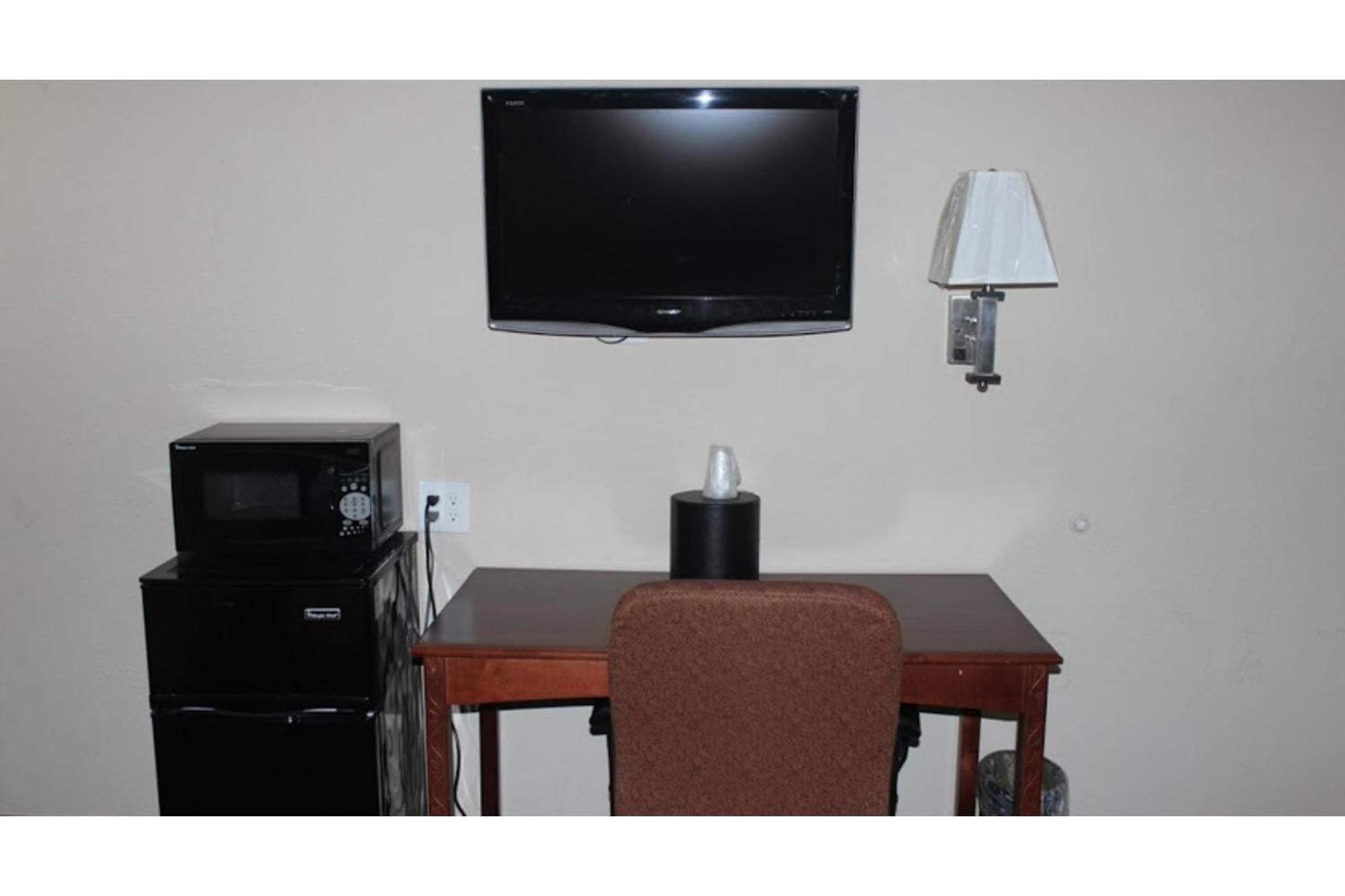 King Room - Non-Smoking