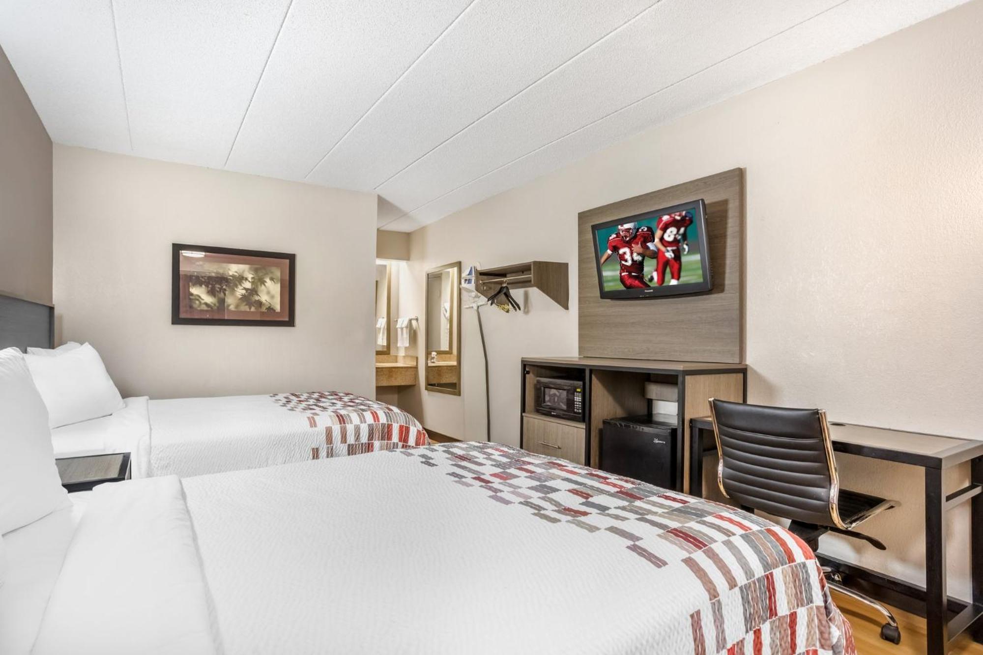 Deluxe Room with Two Double Beds Smoke Free