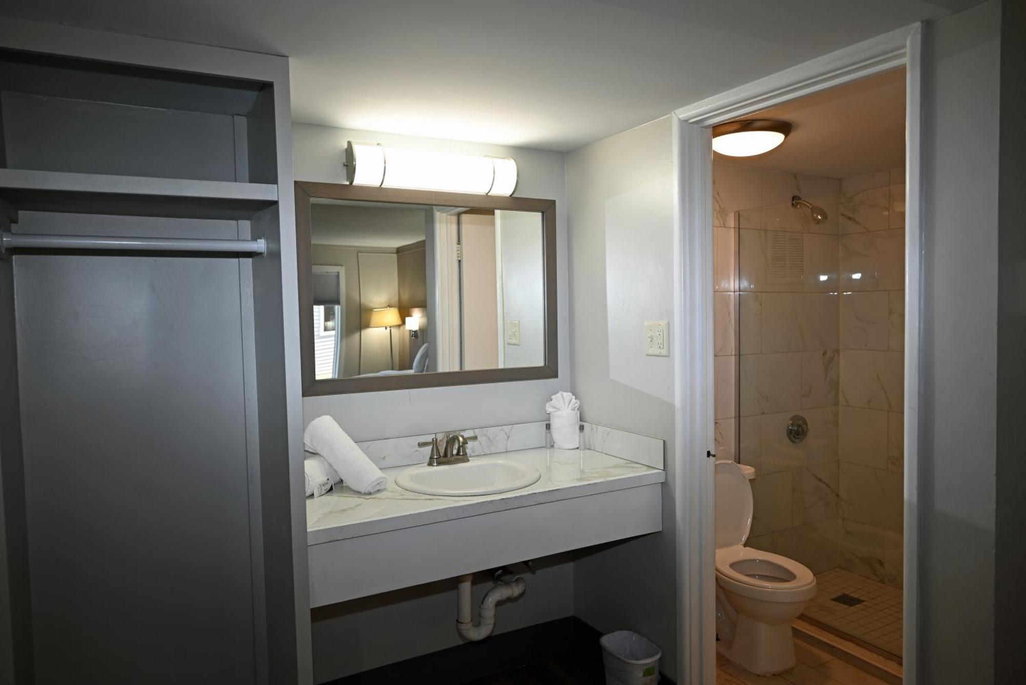 Superior Queen Room with Two Queen Beds