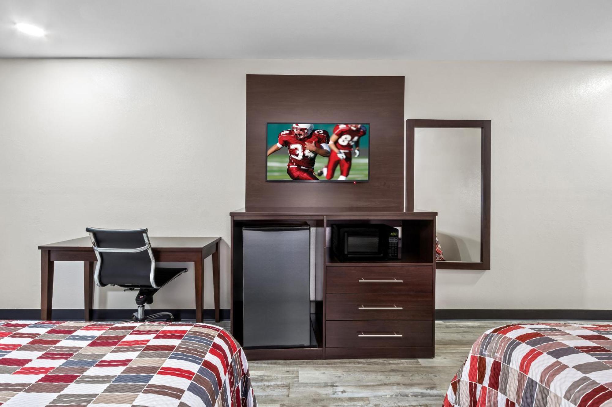 Deluxe Room with Two Double Beds Smoke Free