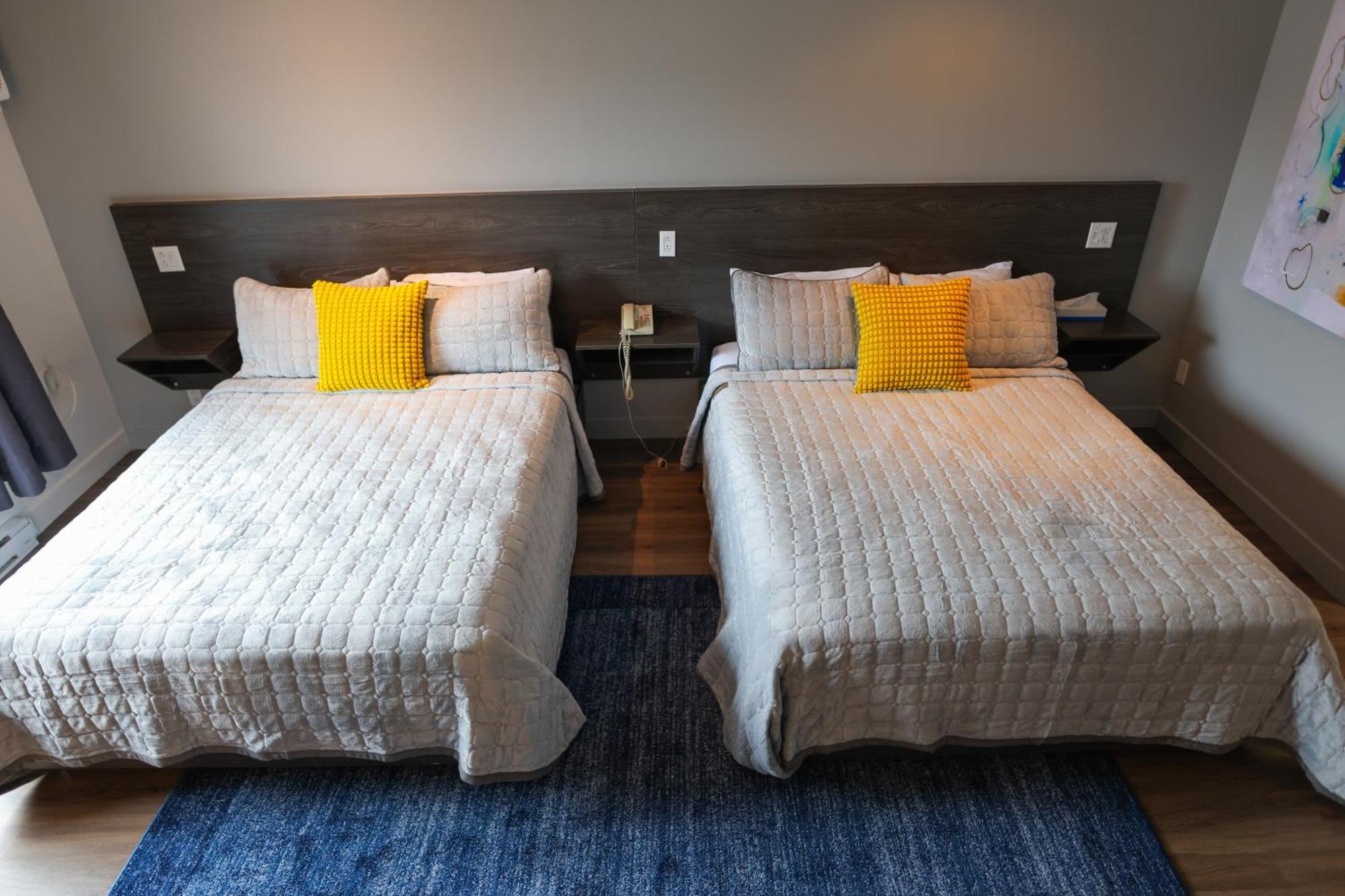 Standard Queen Room with Two Queen Beds,1681736286:JPEG