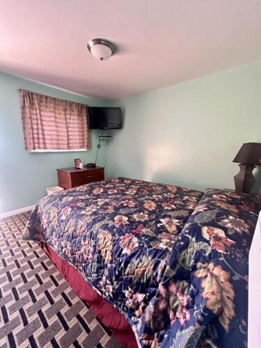 Small Single Room