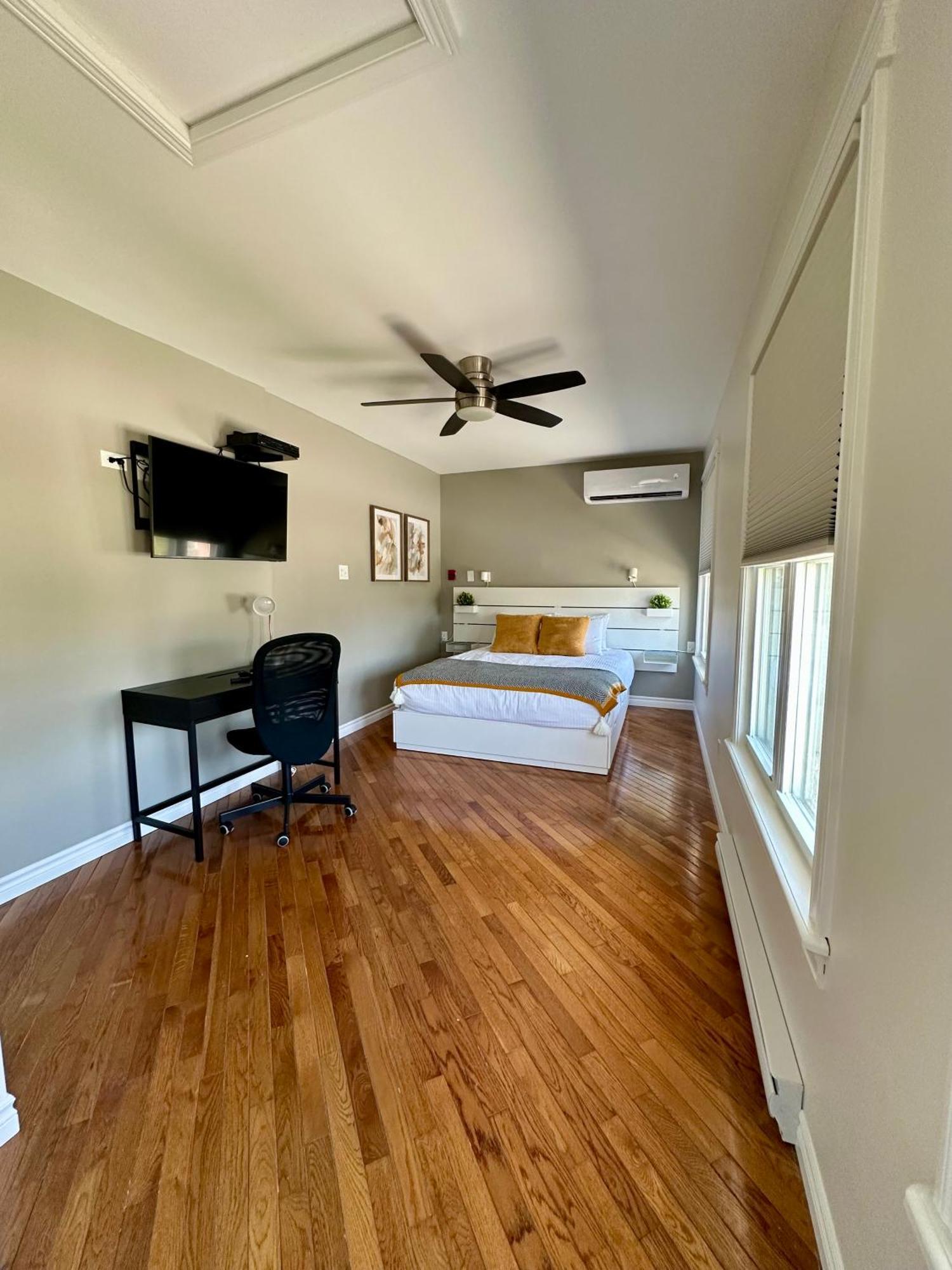 One-Bedroom Suite