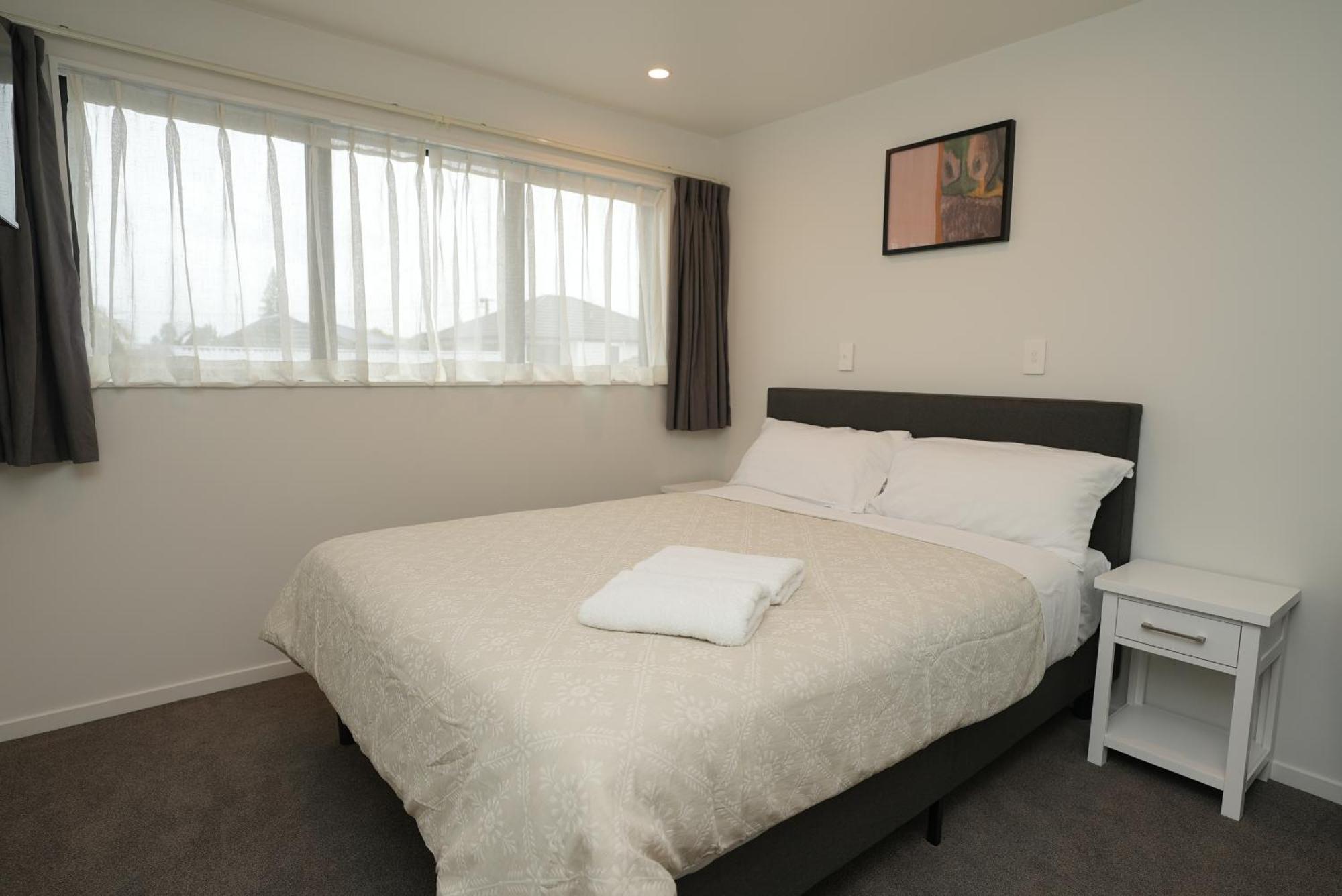 Standard Studio,1687352307:JPEG