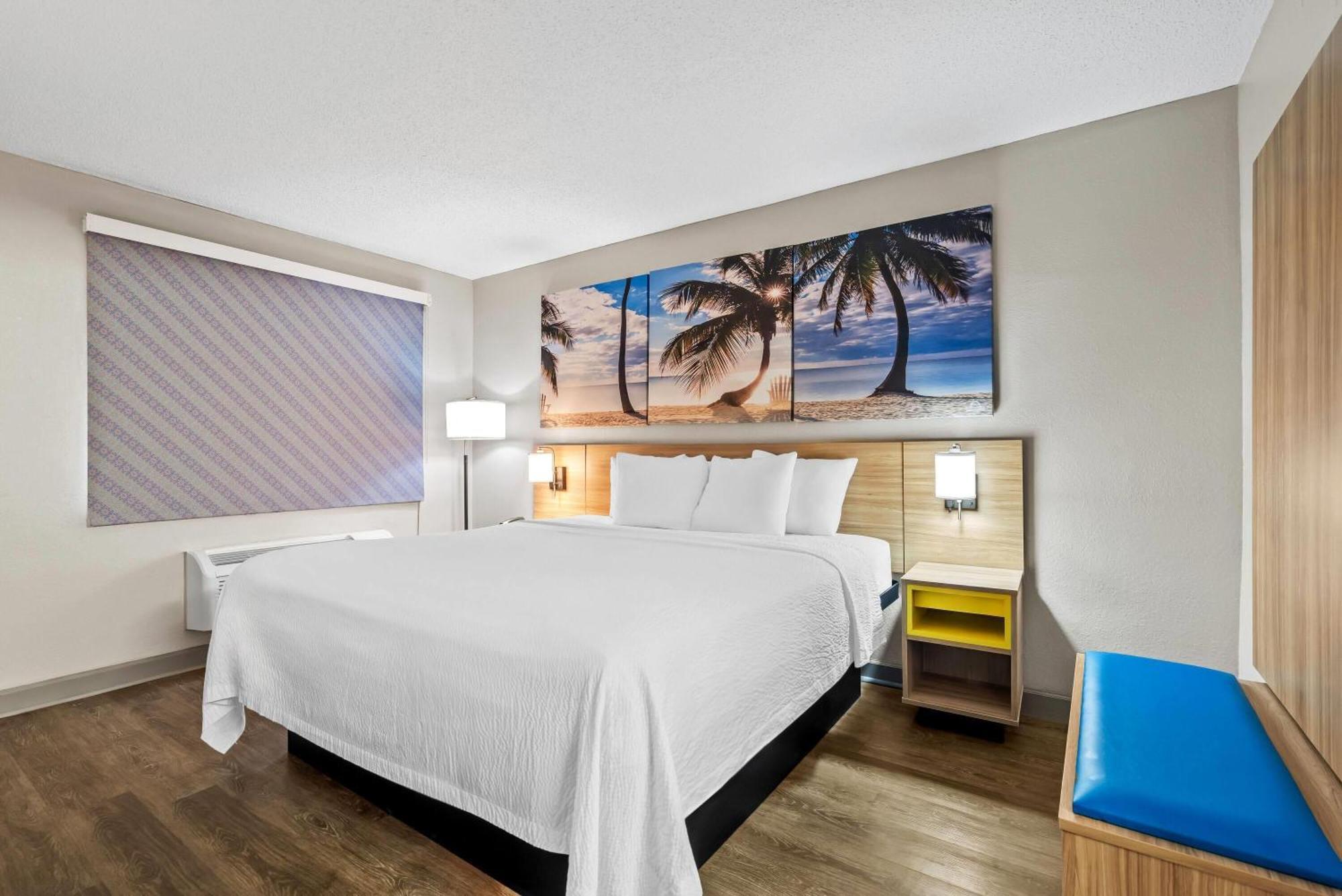 King Room - Mobility Access/Non-Smoking