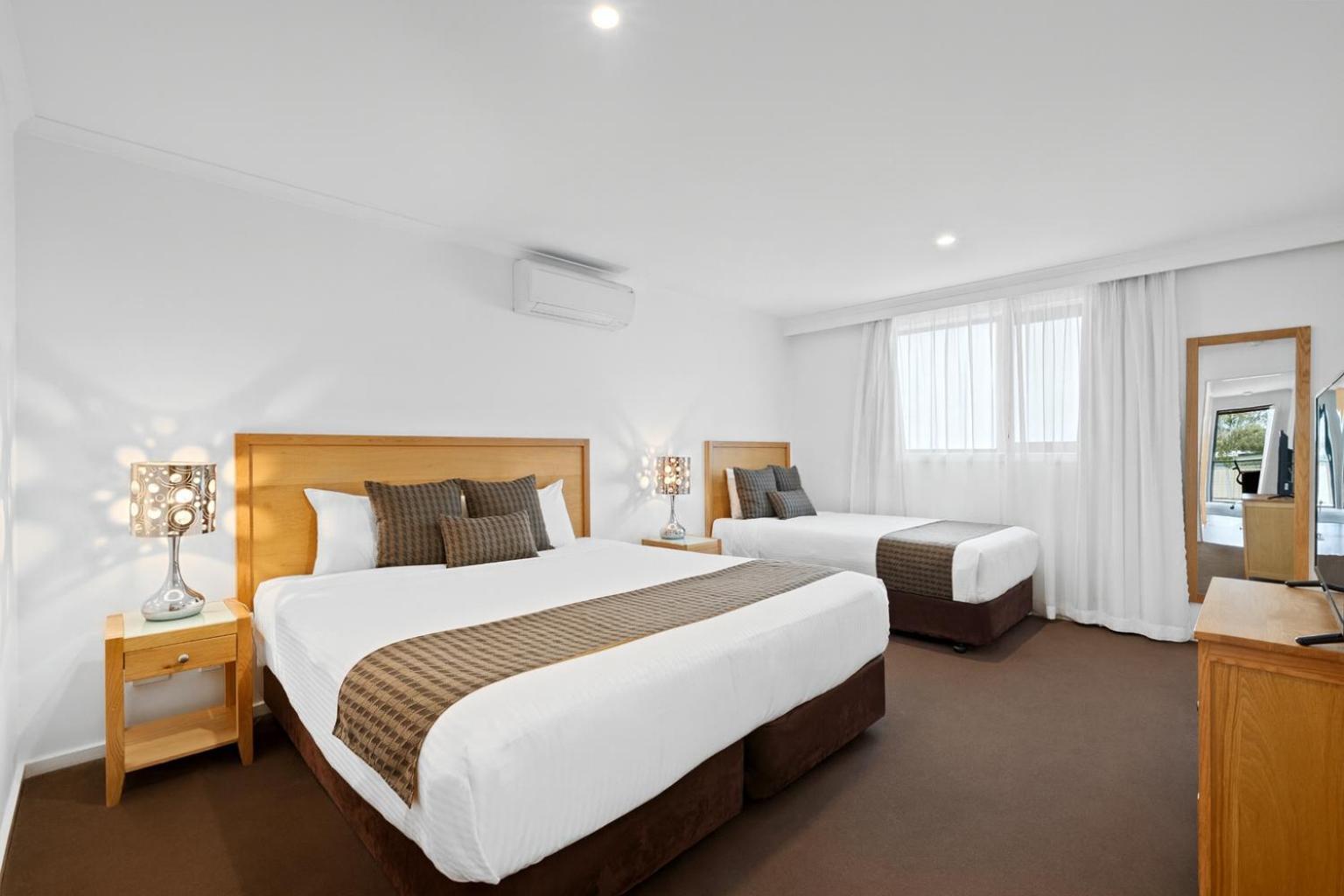 One-Bedroom Family Apartment,1706855230:JPEG