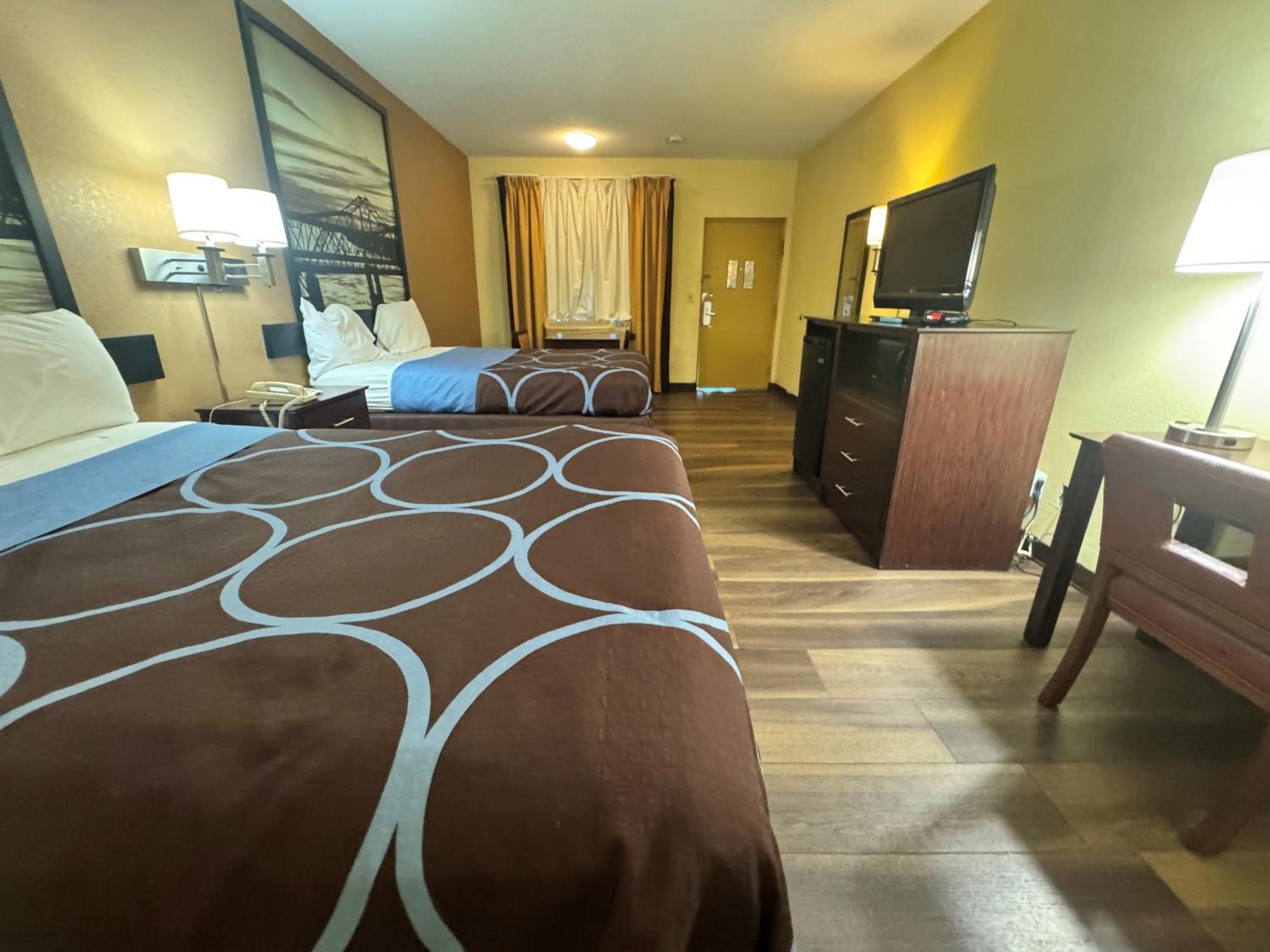 Double Room with Two Double Beds - Smoking