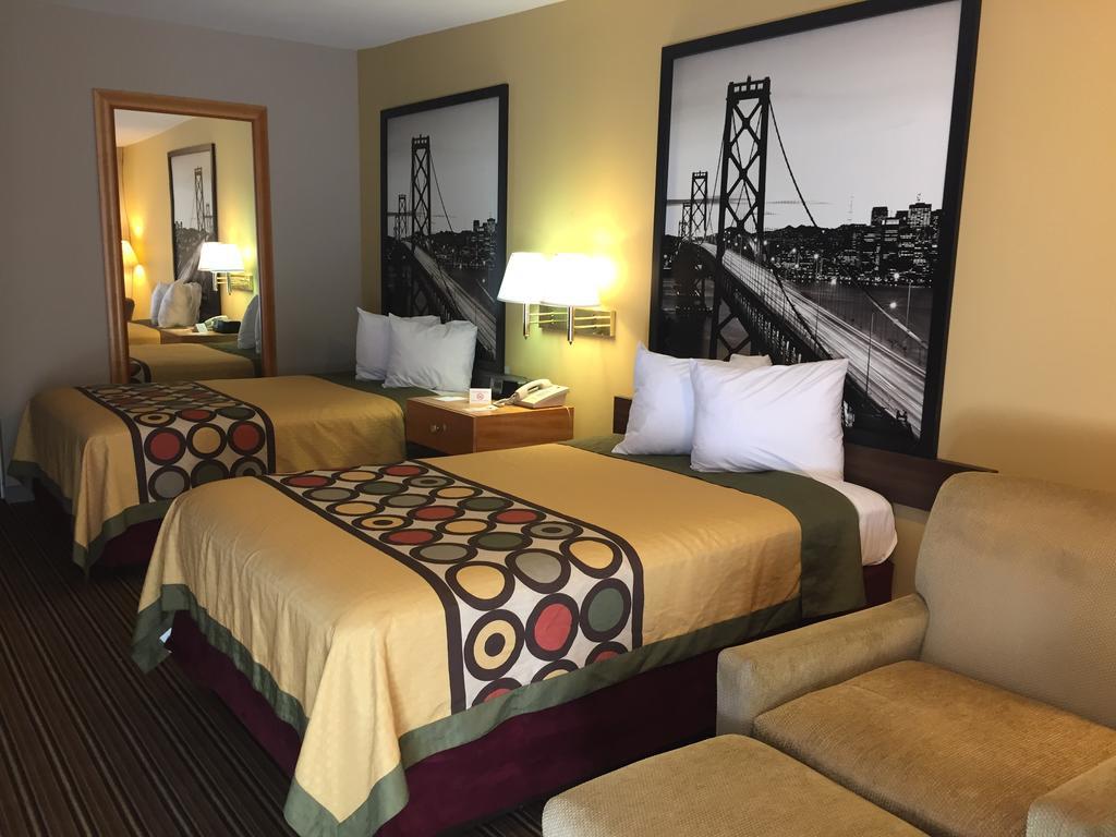 Double Room - Smoking