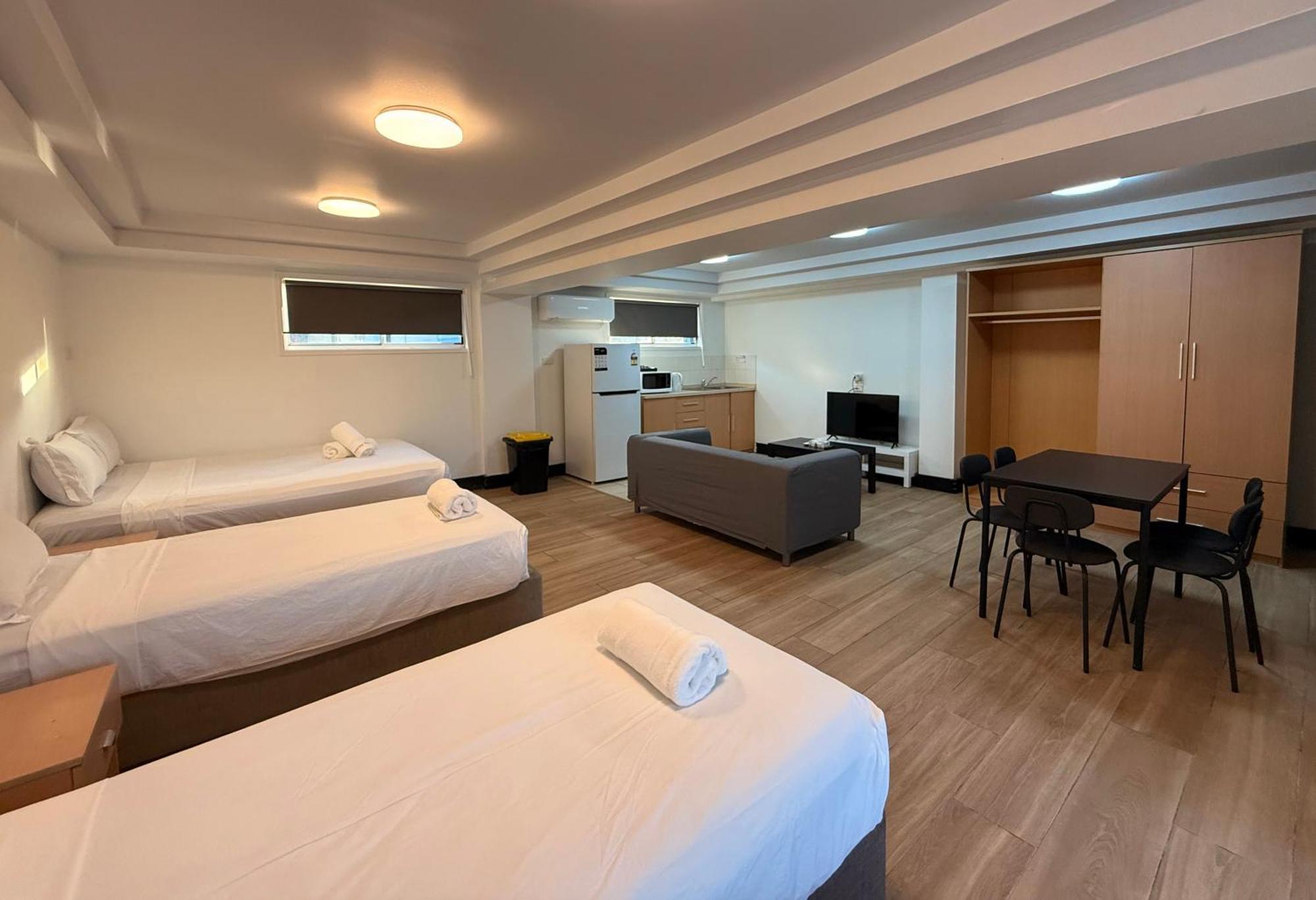 Deluxe Family Room