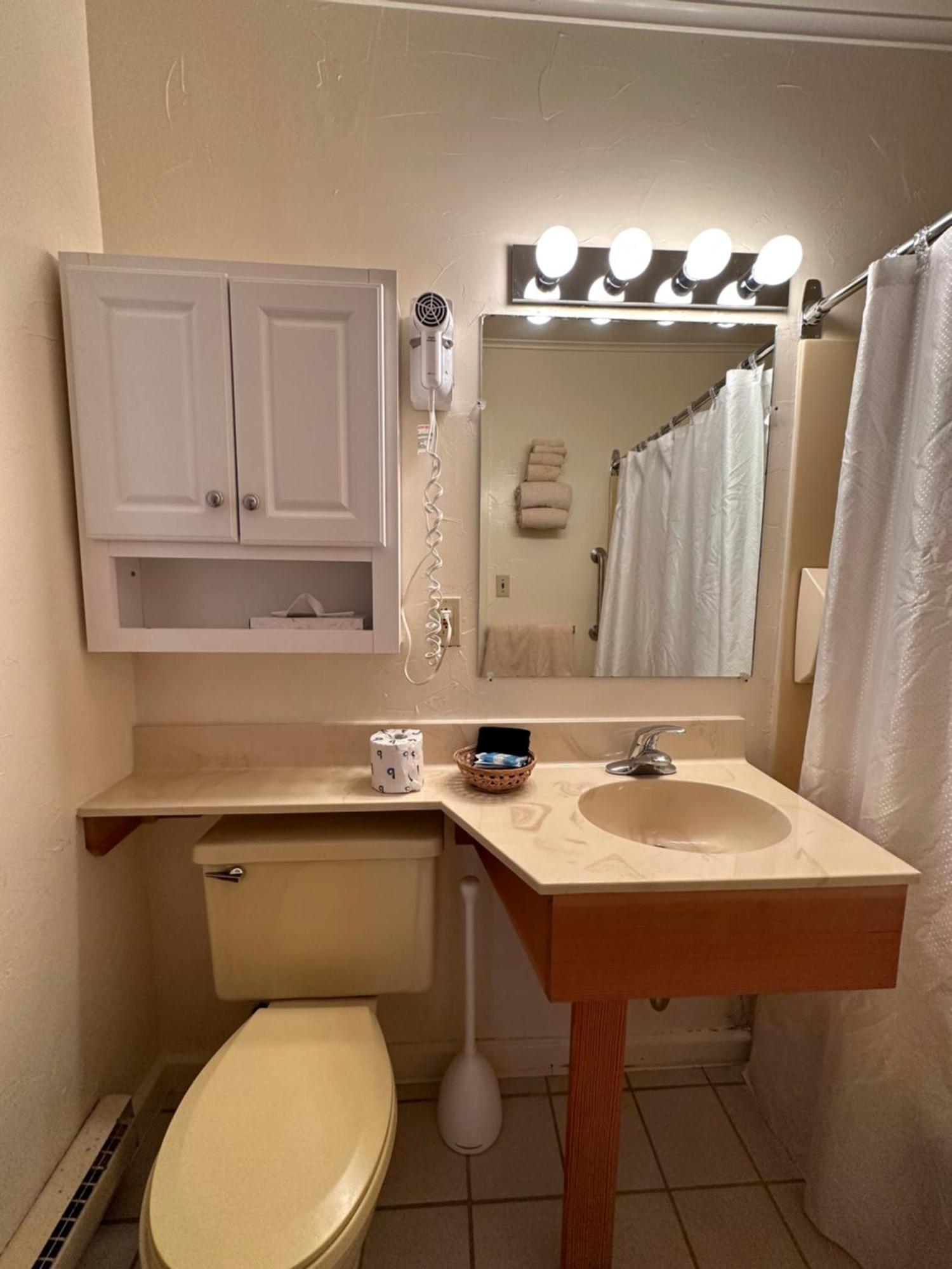 Budget Double Room,1747141925:JPEG