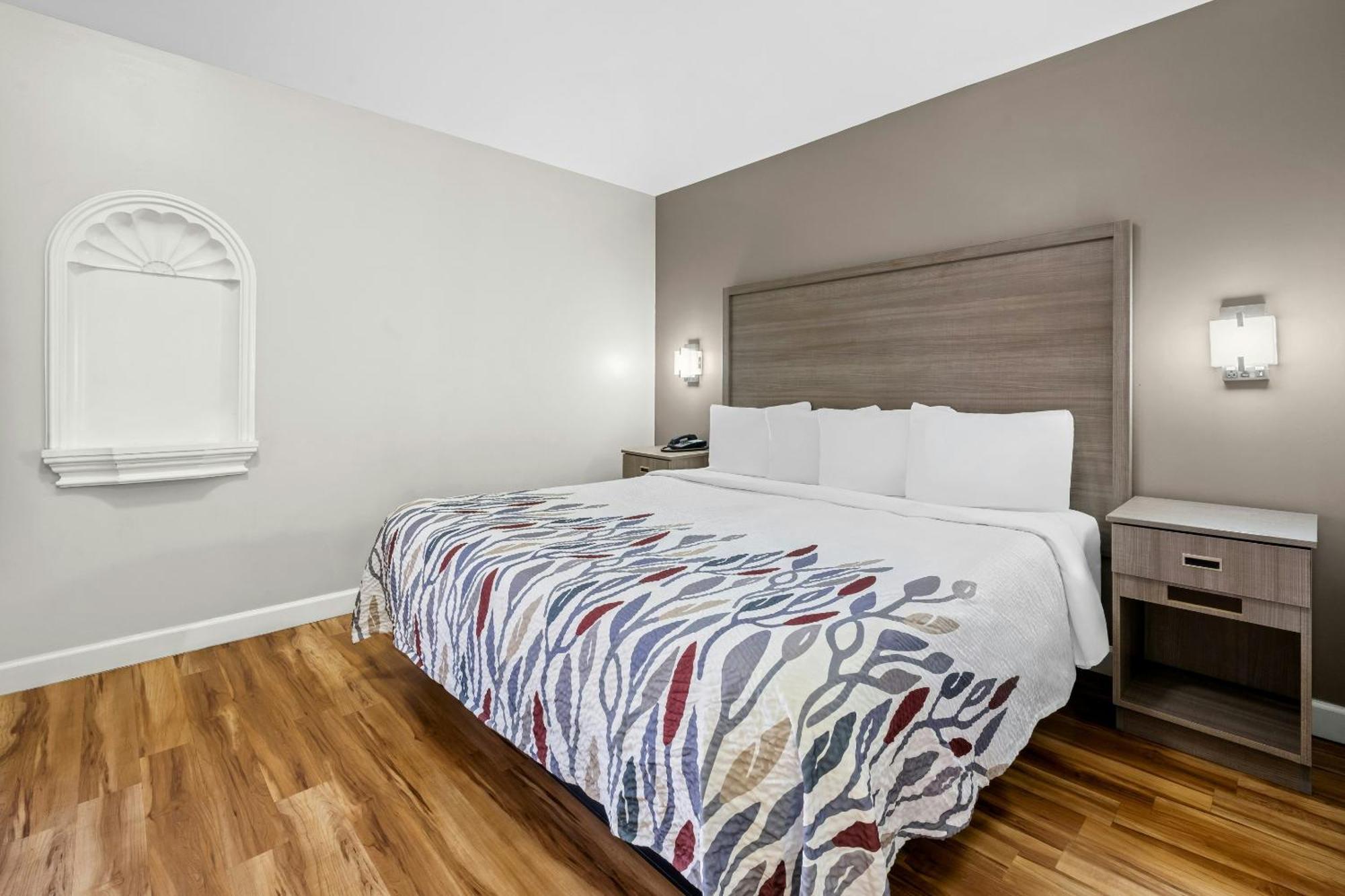 Suite King Room - Jacuzzi - Non-Smoking