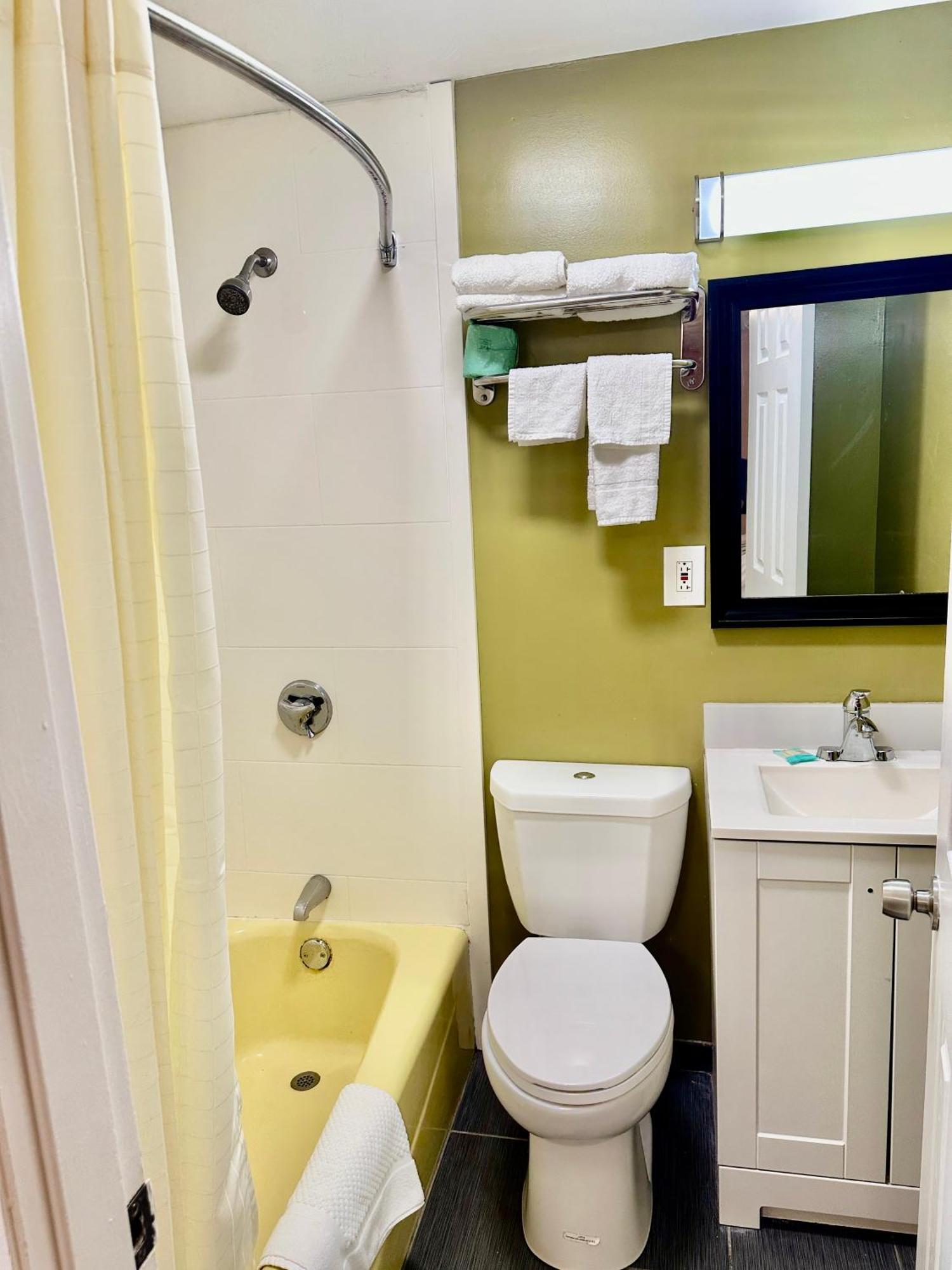 Budget Twin Room