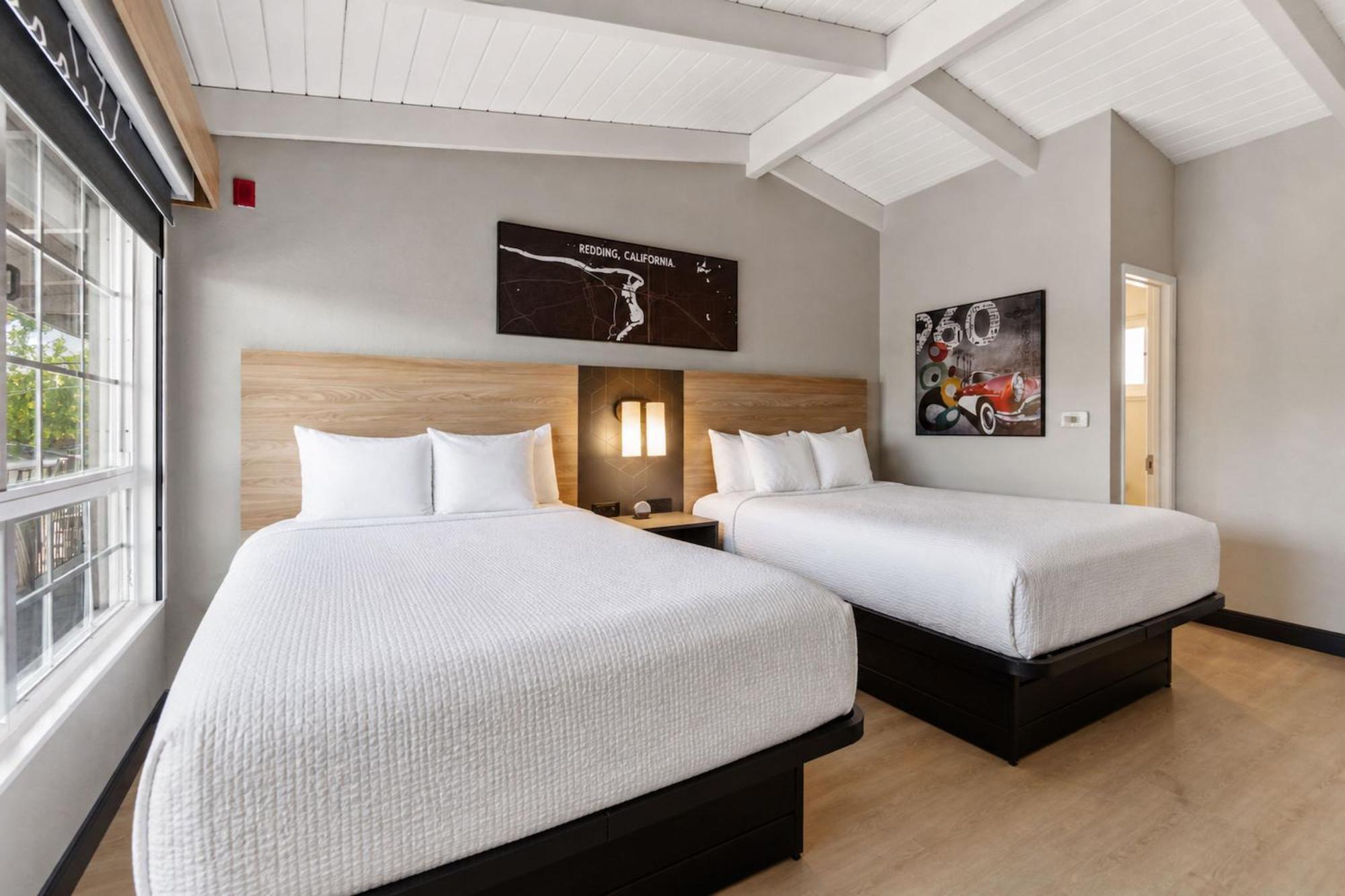 Deluxe Queen Room with Two Queen Beds