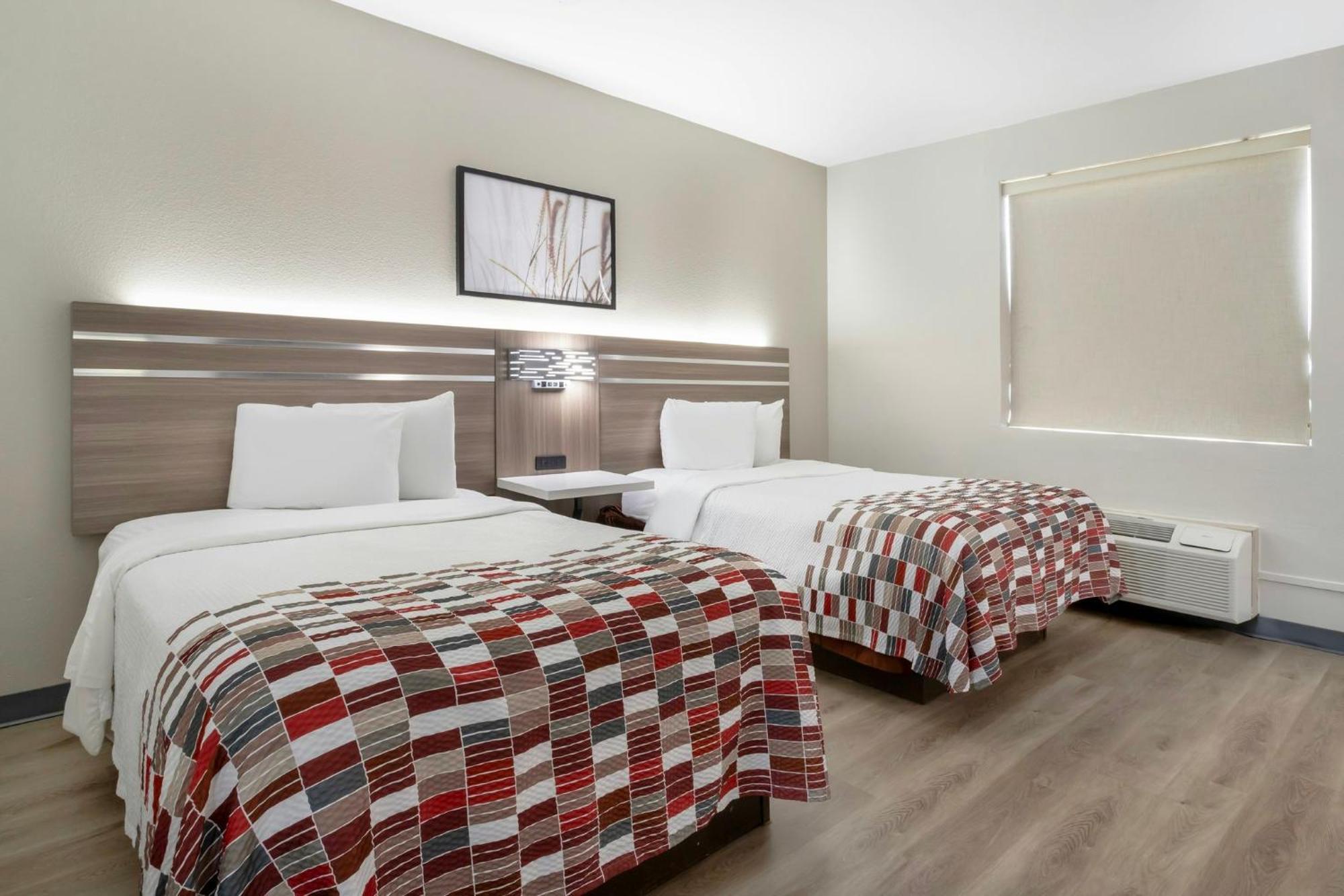 Suite with Two Double Beds with Kitchen Non-Smoking