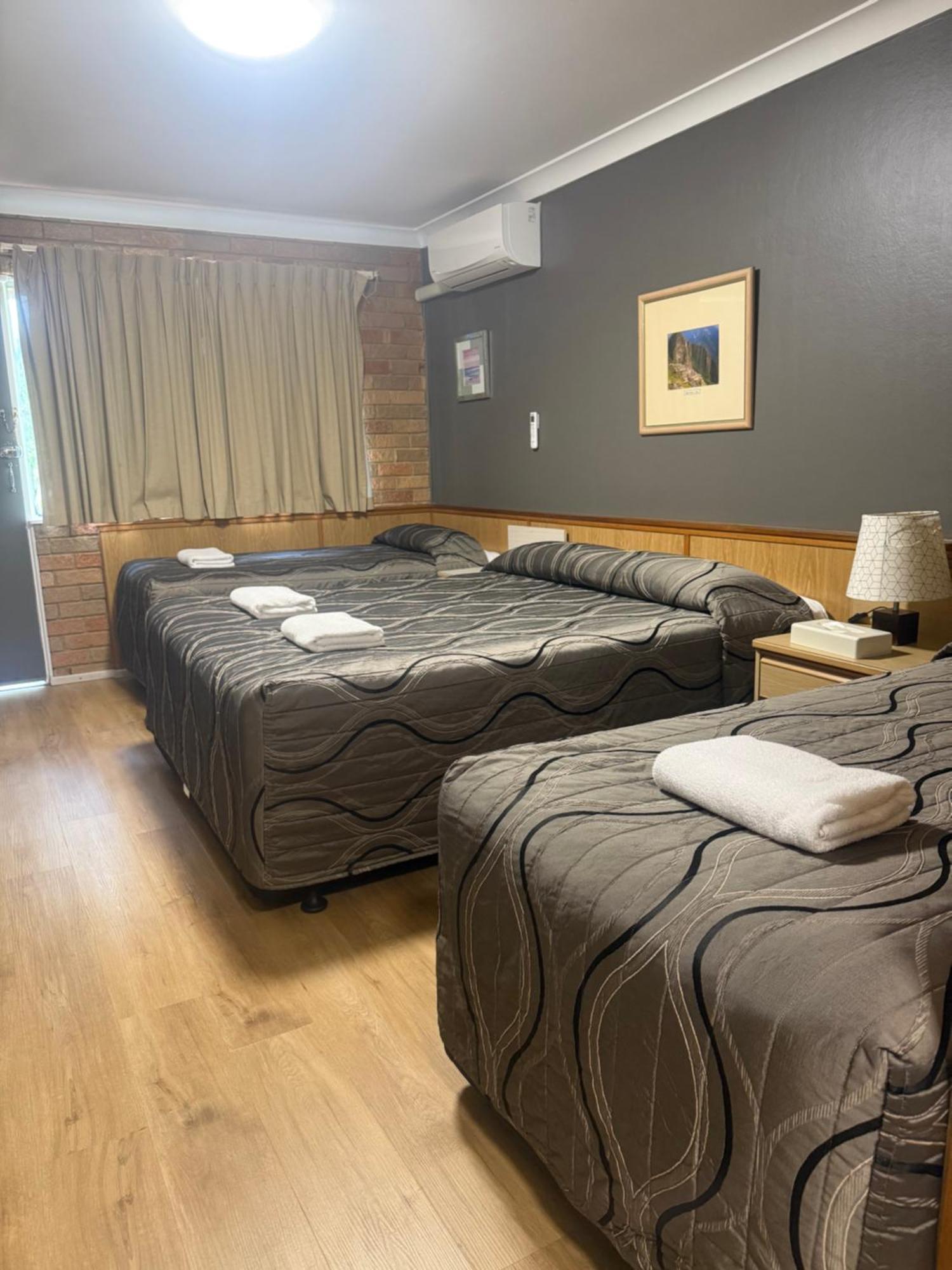 Larger Balcony Room