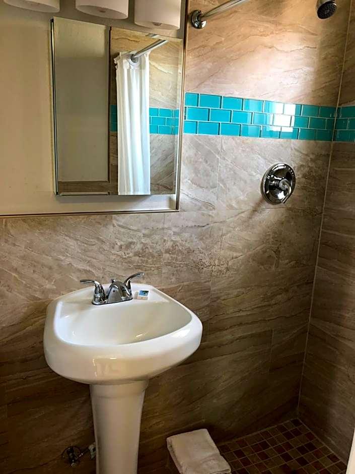 Double Room with Two Double Beds - Non-Smoking