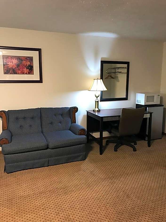 Deluxe Queen Room