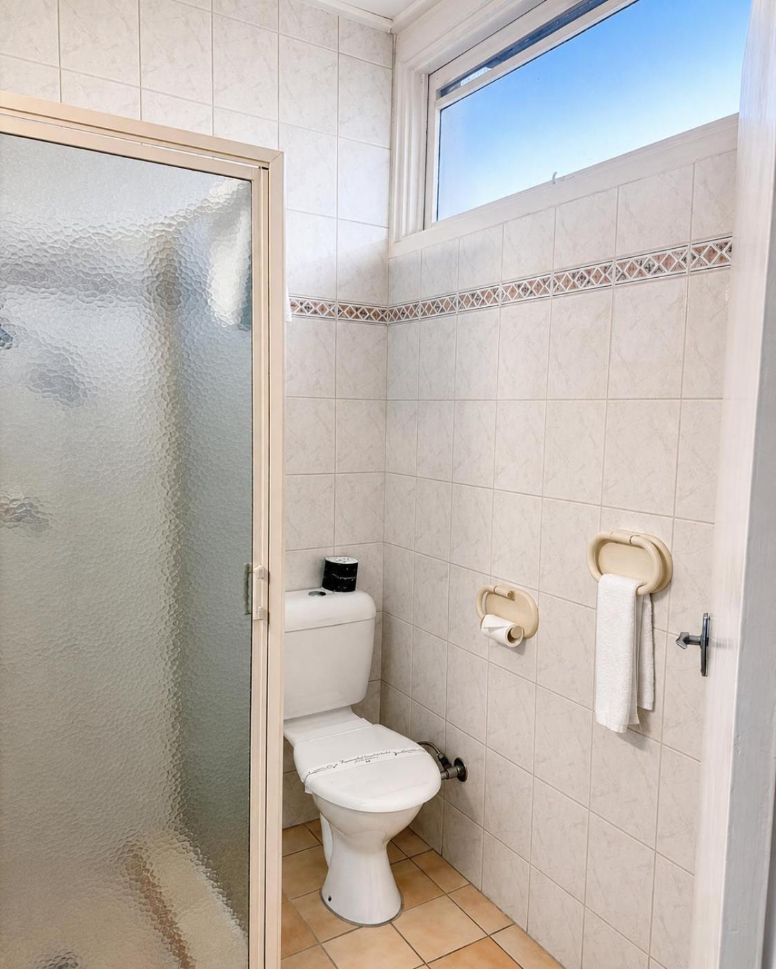Twin Room with Kitchenette