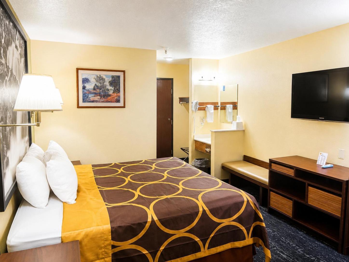 King Room - Disability Access/Non-Smoking