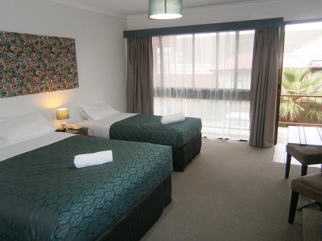 Standard Twin Room - Upstairs