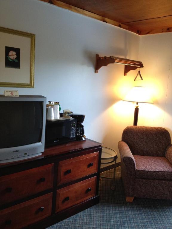 Double Room with Two Double Beds - Non-Smoking