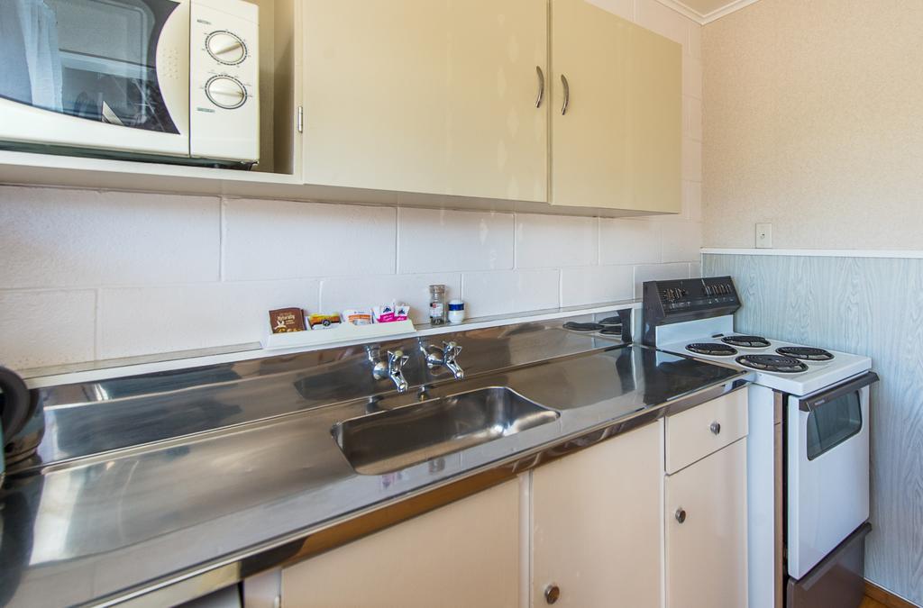 Studio with Kitchen