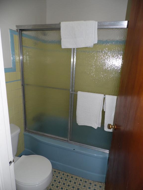 Standard Room - Non-Smoking