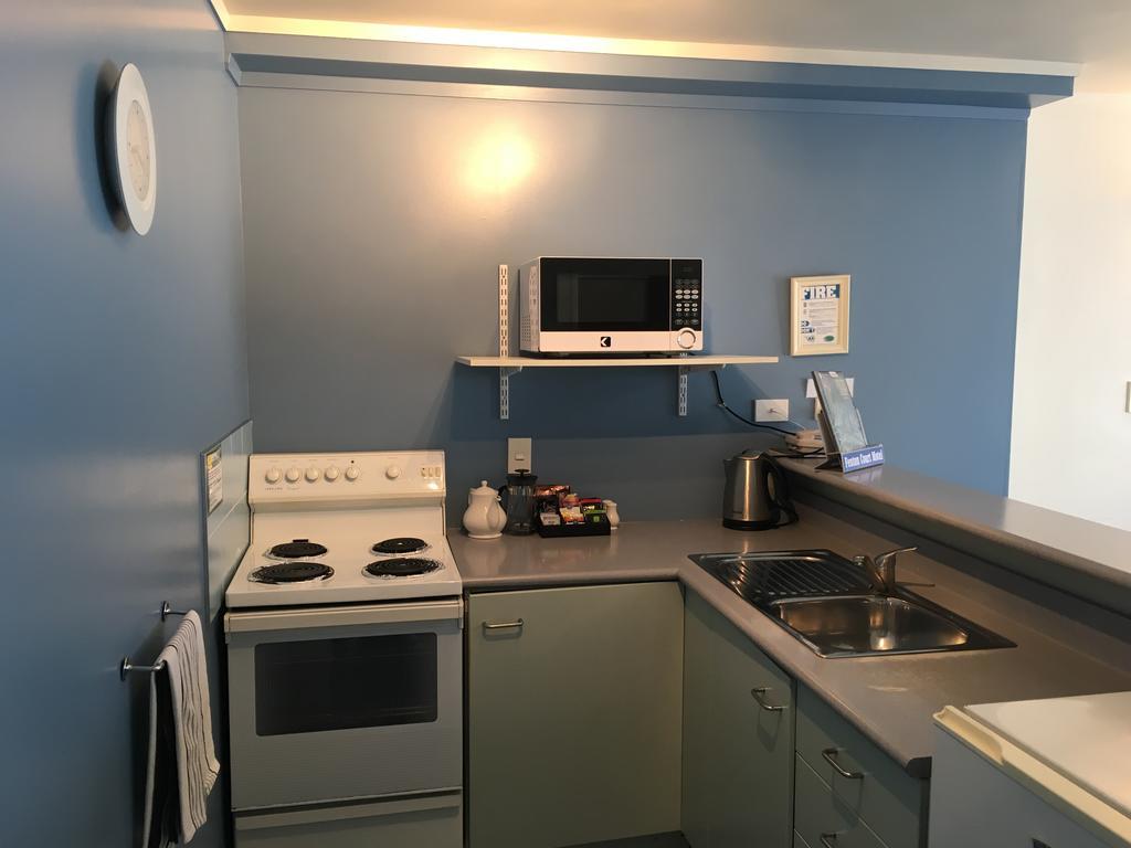 Two-Bedroom Apartment with Hot Tub (Downstairs),700198903:JPEG