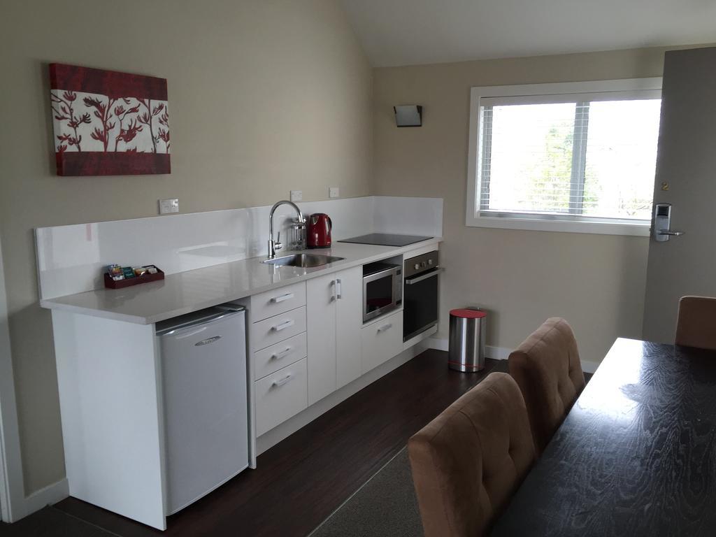 Two-Bedroom Apartment,559495086:JPEG