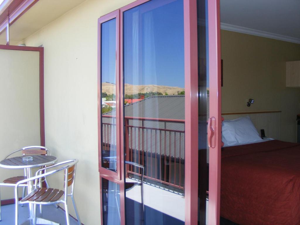 Deluxe Studio with Spa Bath