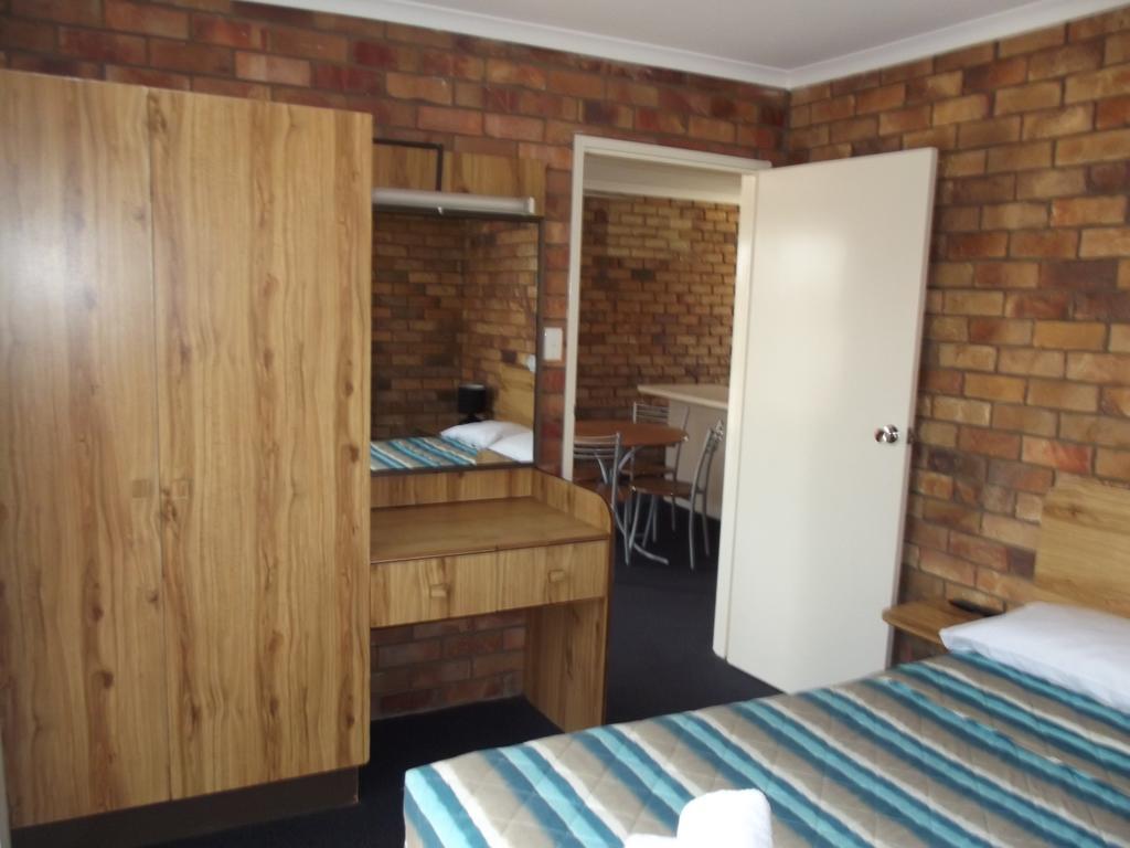 Two-Bedroom Suite,339430417:JPEG